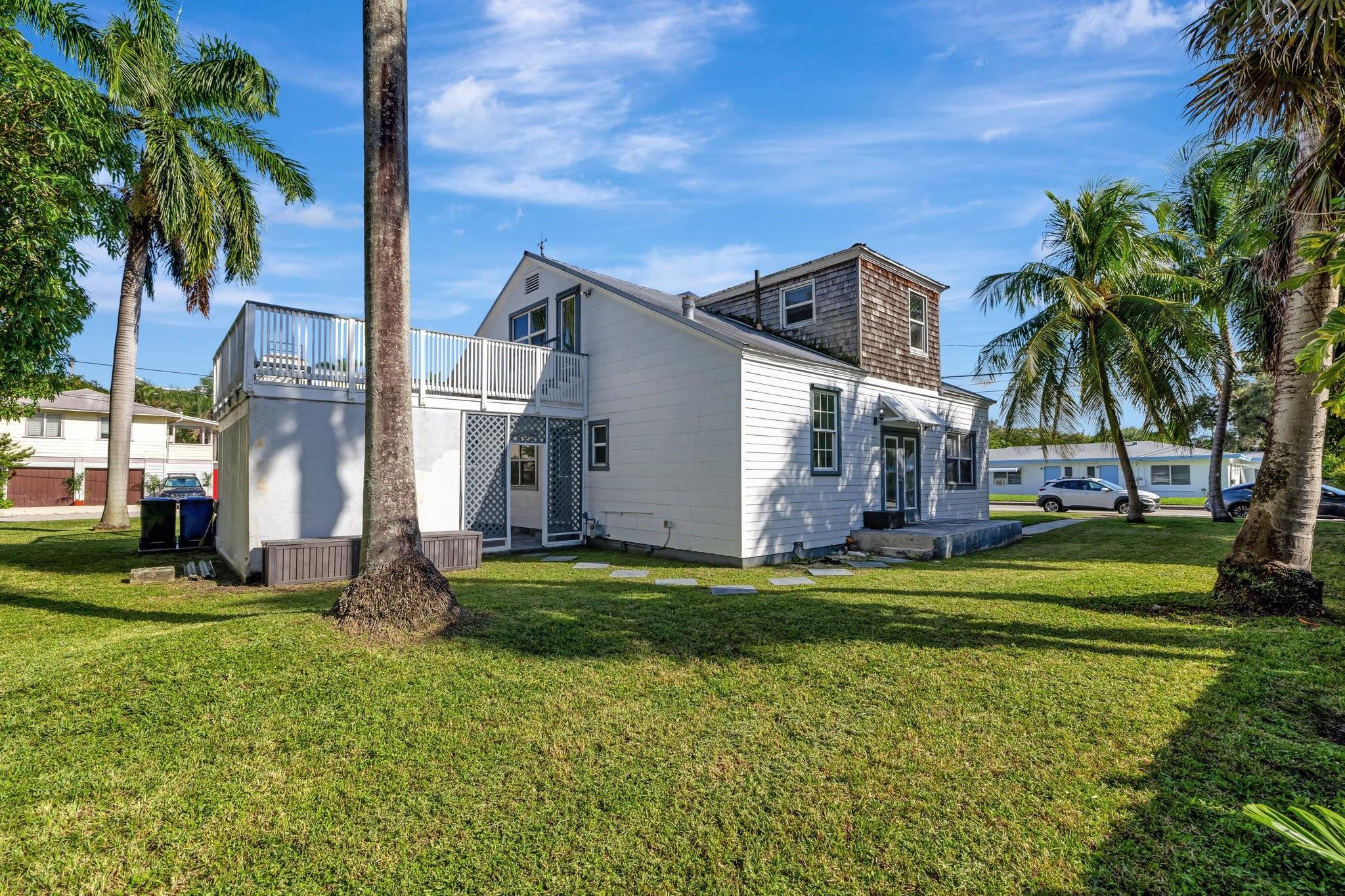 901 W Las Olas Fort Lauderdale, FL 33312