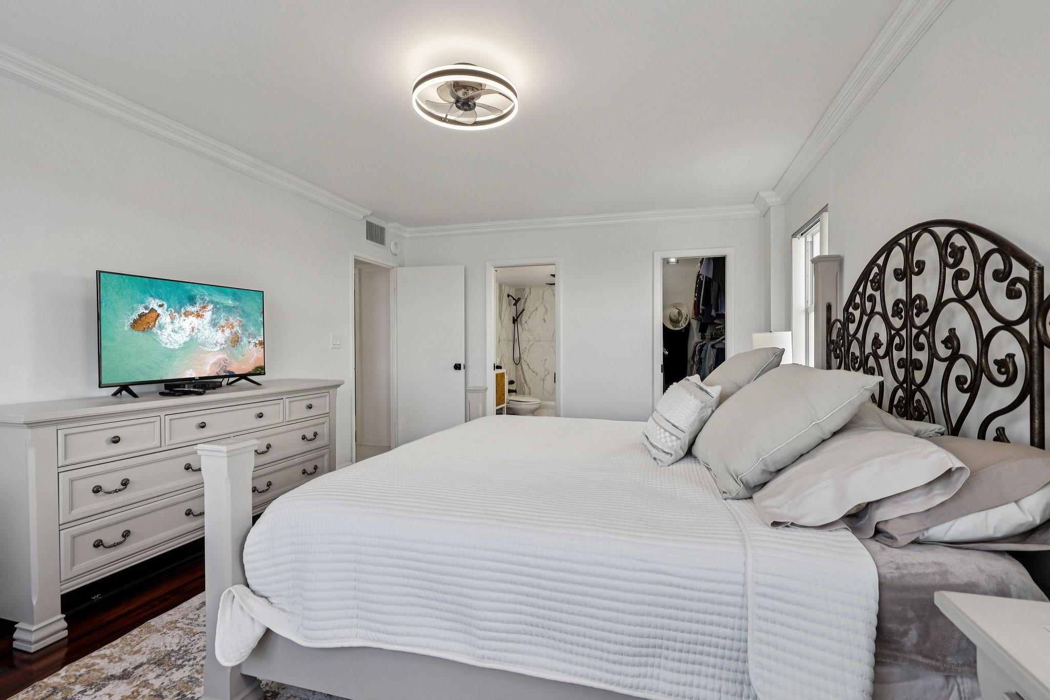 111 N Pompano Bch #1801 Pompano Beach, FL 33062