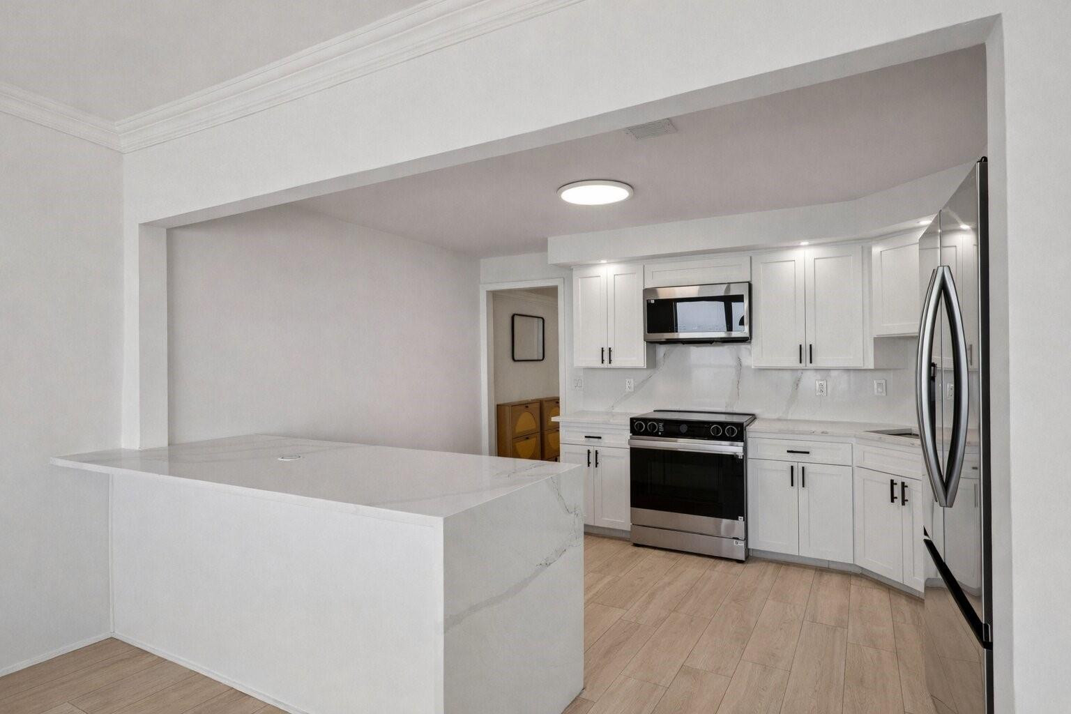 111 N Pompano Bch #1801 Pompano Beach, FL 33062