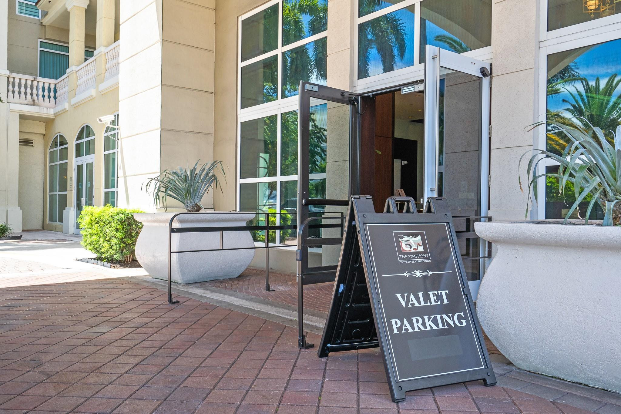 610 W Las Olas #721N Fort Lauderdale, FL 33312