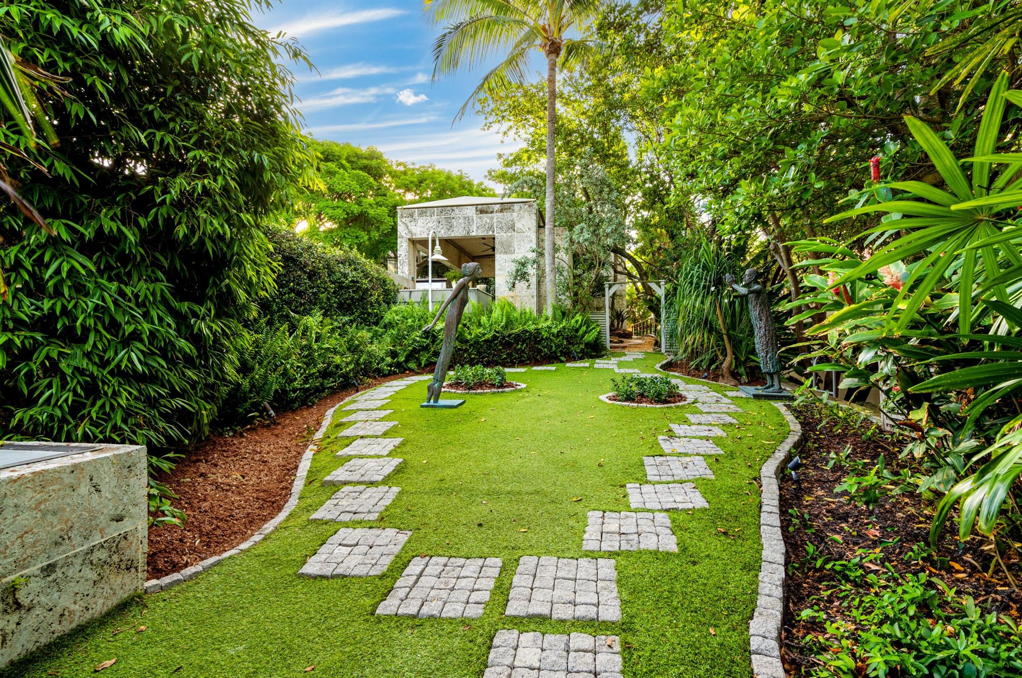 880 S Ocean Blvd Manalapan, FL 33462