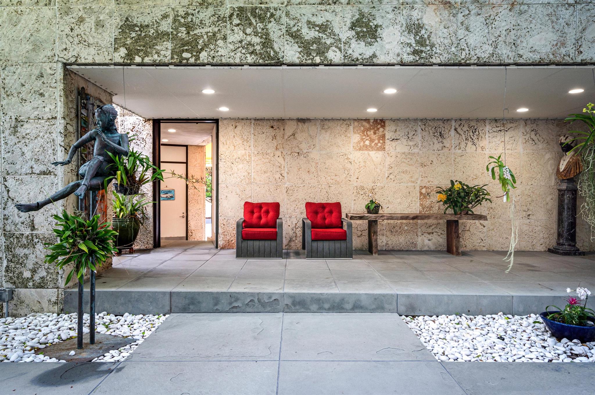 880 S Ocean Blvd Manalapan, FL 33462