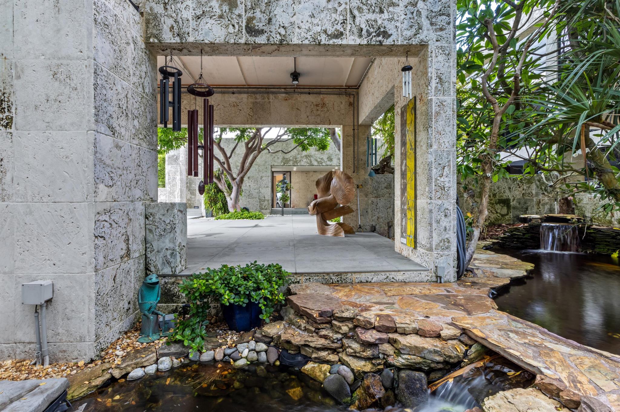 880 S Ocean Blvd Manalapan, FL 33462