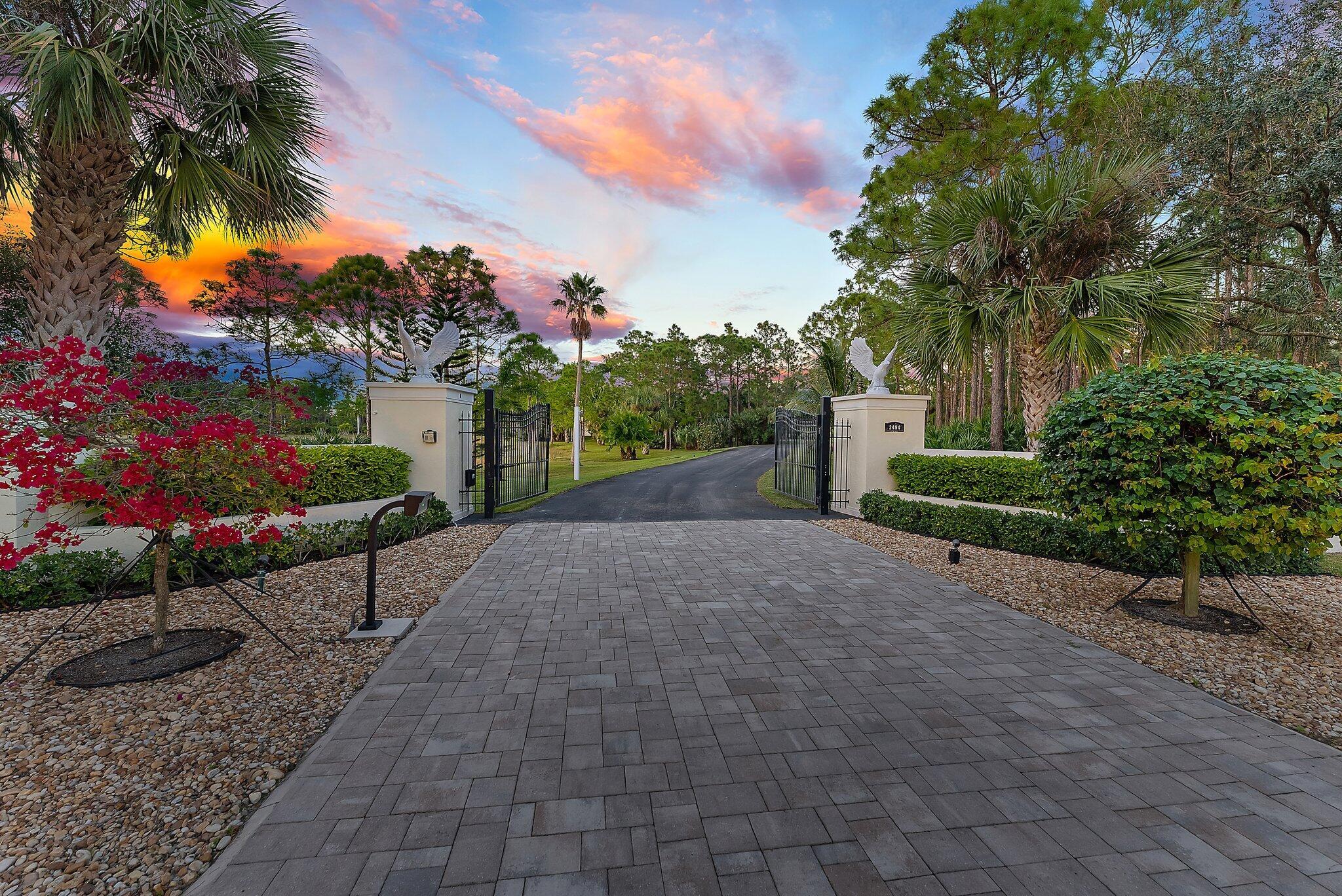 2494 SE Ranch Acres Cir Jupiter, FL 33478