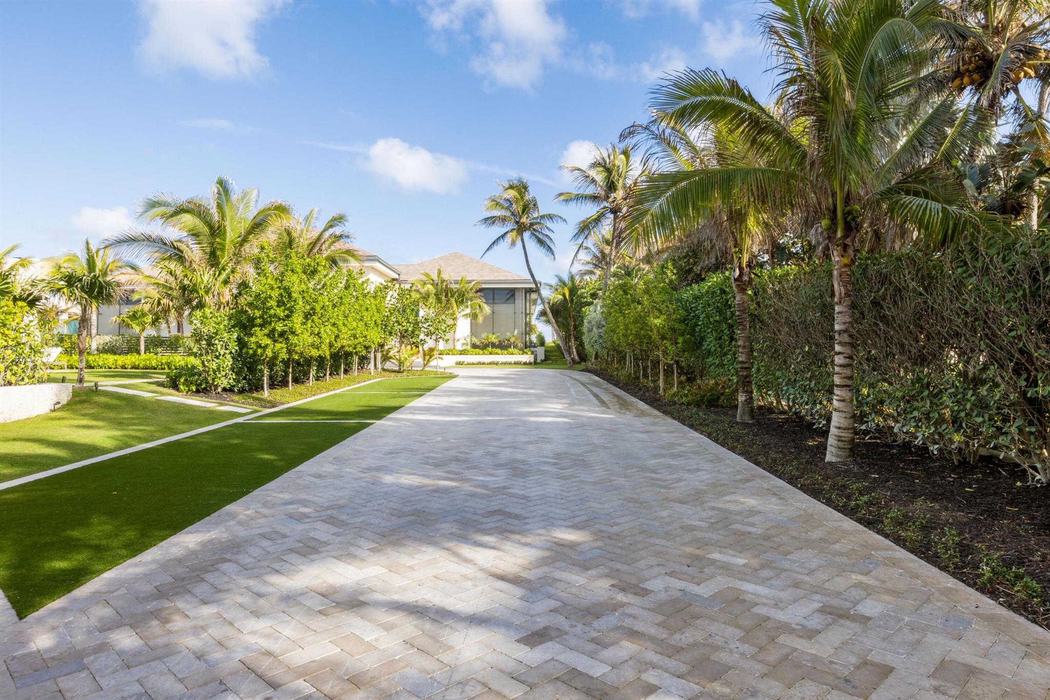 1160 S Ocean Blvd Manalapan, FL 33462 1160 S Ocean Blvd Manalapan, FL 33462