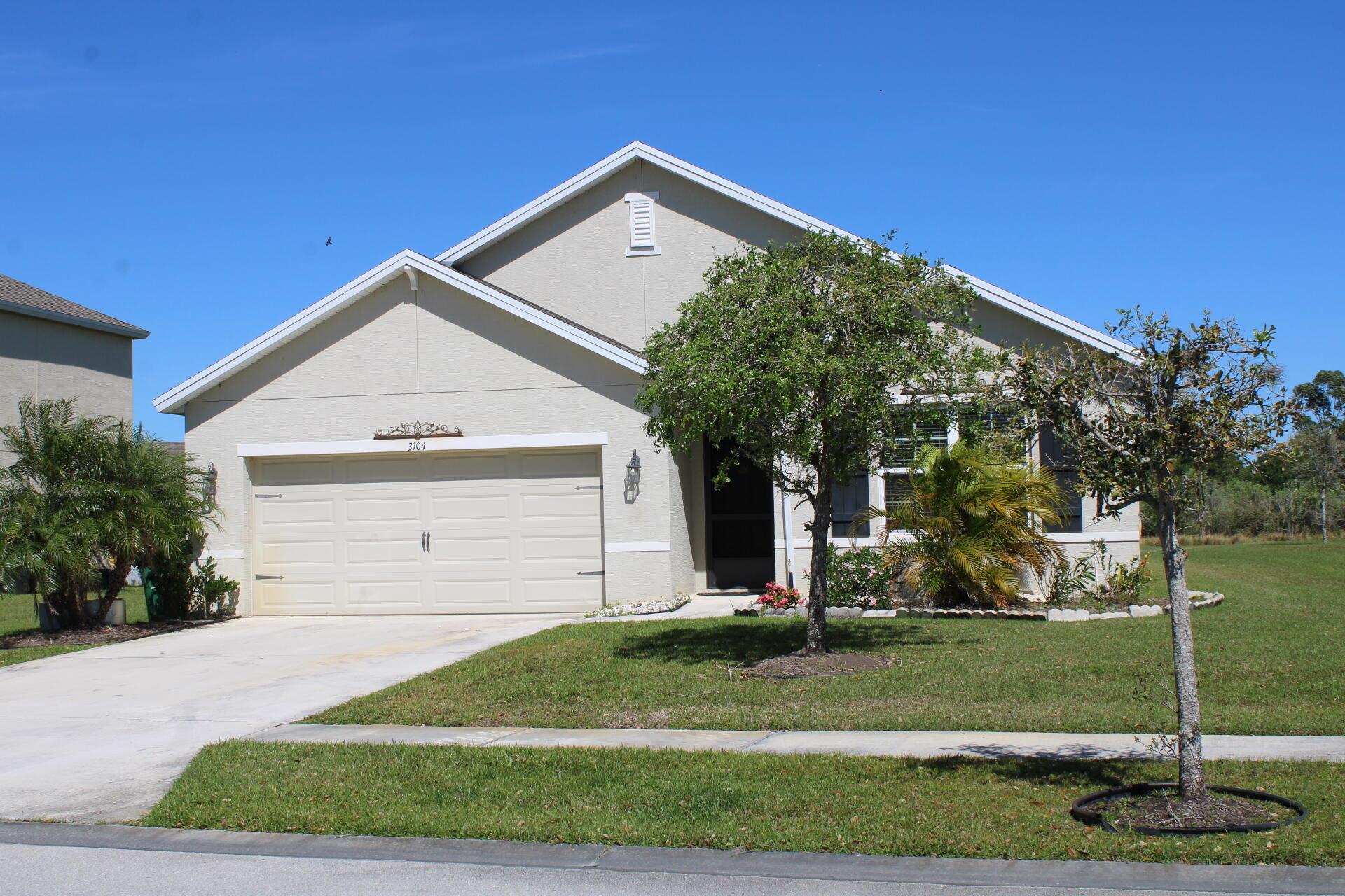 3104 Yellow Stone Cir