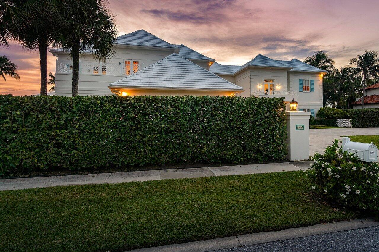 1275 Lands End Rd Manalapan, FL 33462