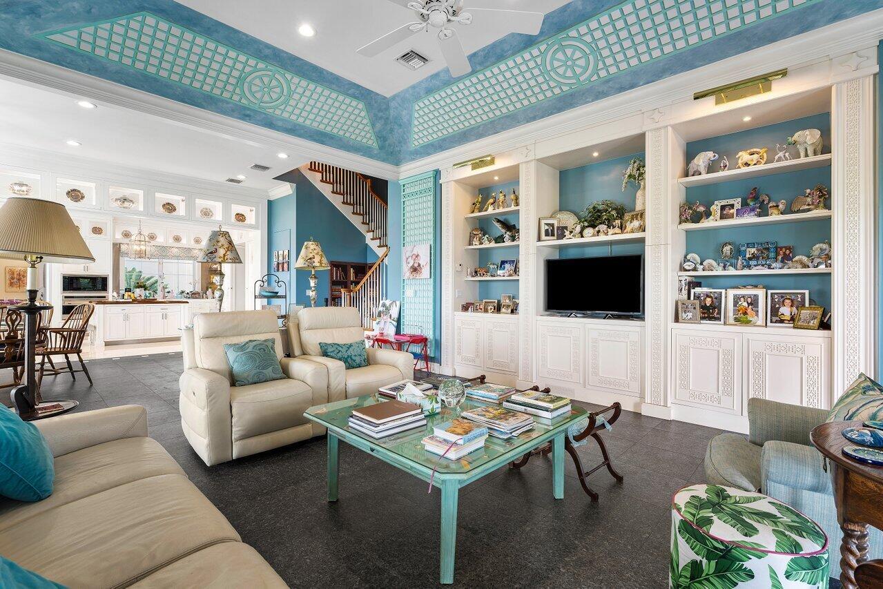 1275 Lands End Rd Manalapan, FL 33462