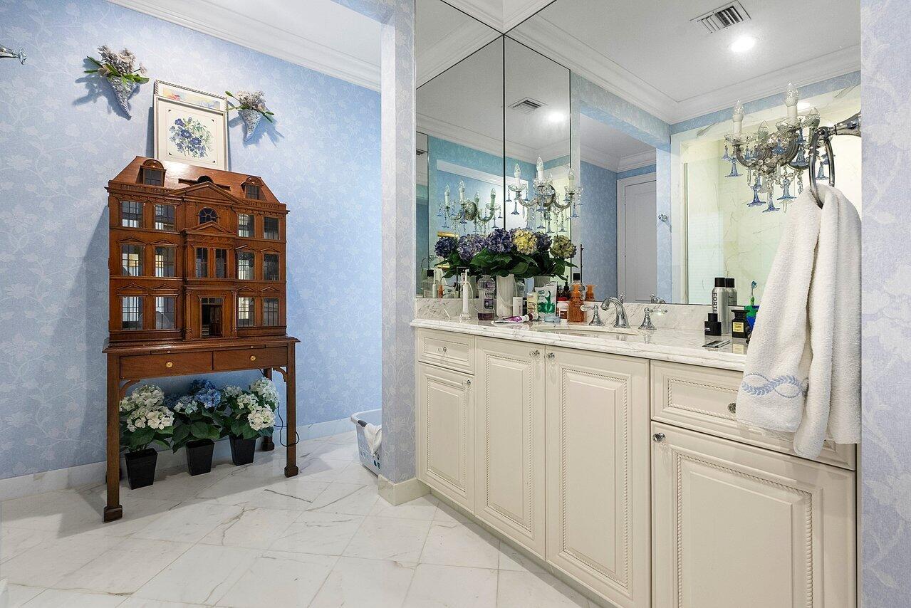 1275 Lands End Rd Manalapan, FL 33462