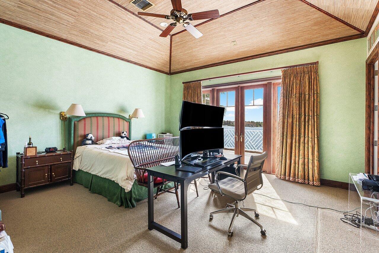 1275 Lands End Rd Manalapan, FL 33462