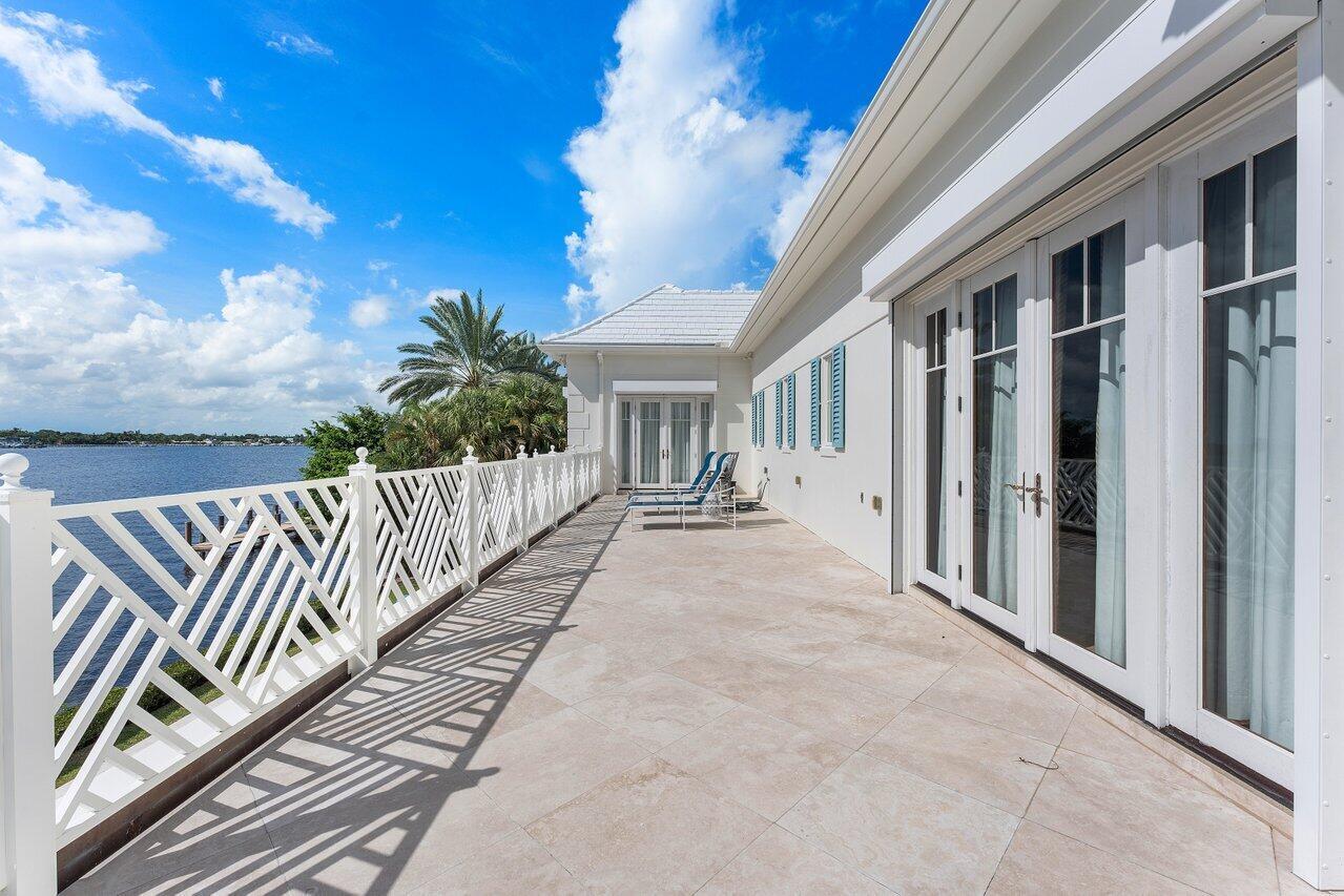 1275 Lands End Rd Manalapan, FL 33462