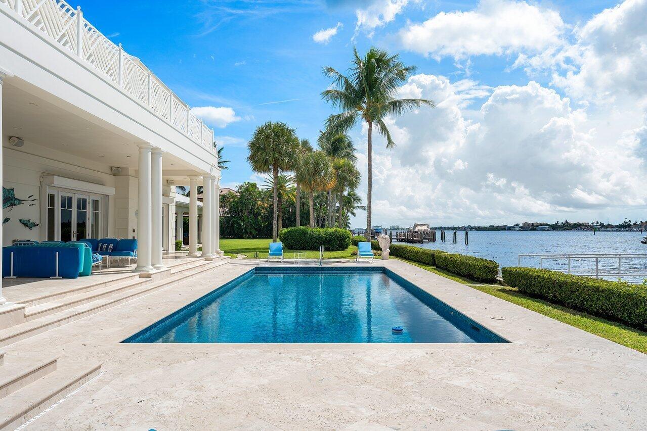 1275 Lands End Rd Manalapan, FL 33462