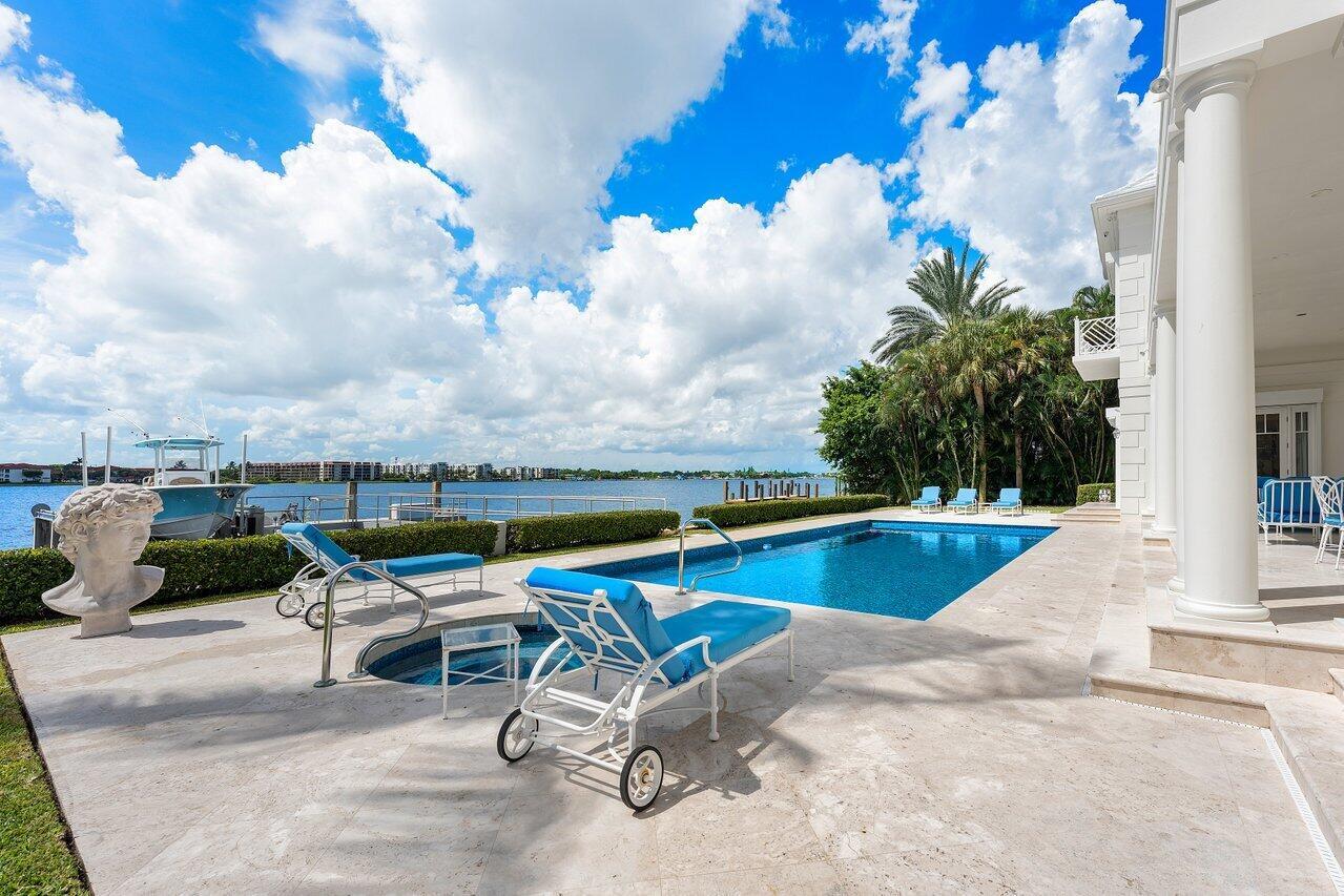 1275 Lands End Rd Manalapan, FL 33462