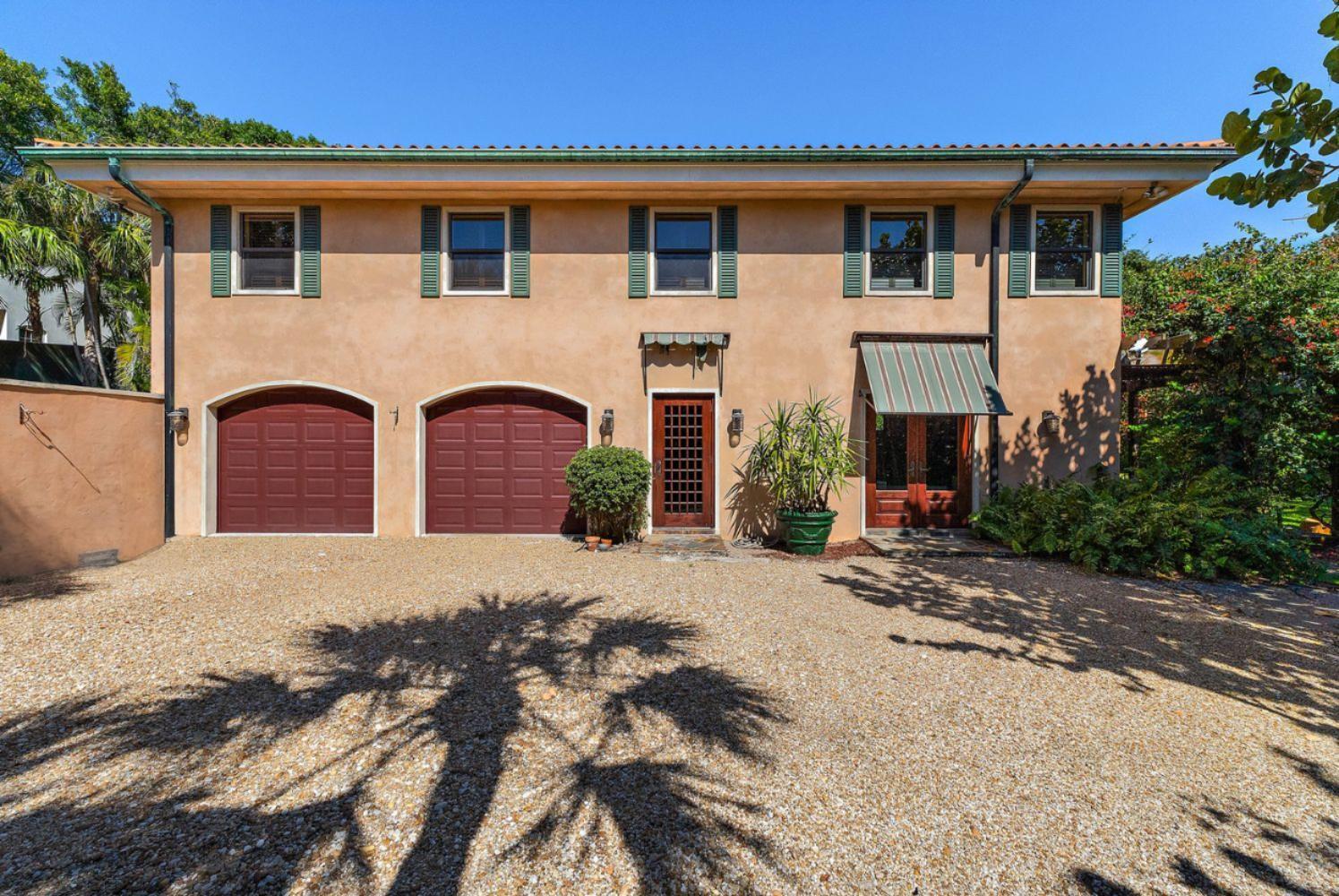 527 S Beach Rd Jupiter Island, FL 33455