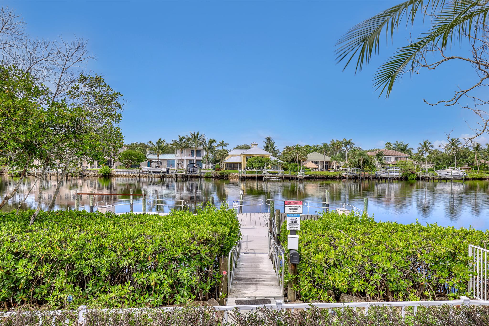 18390 SE Wood Hvn Ln #E Jupiter, FL 33469