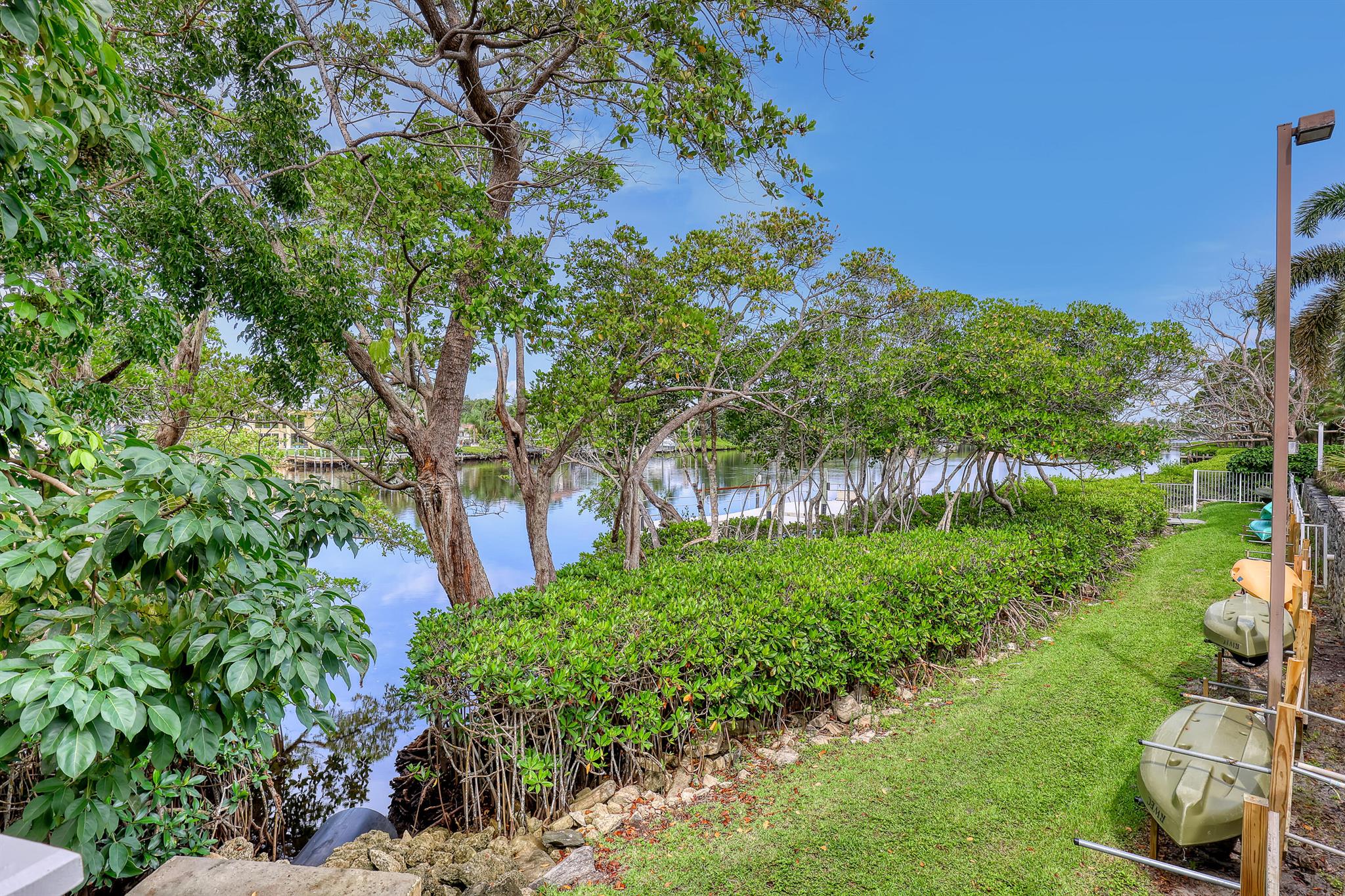 18390 SE Wood Hvn Ln #E Jupiter, FL 33469