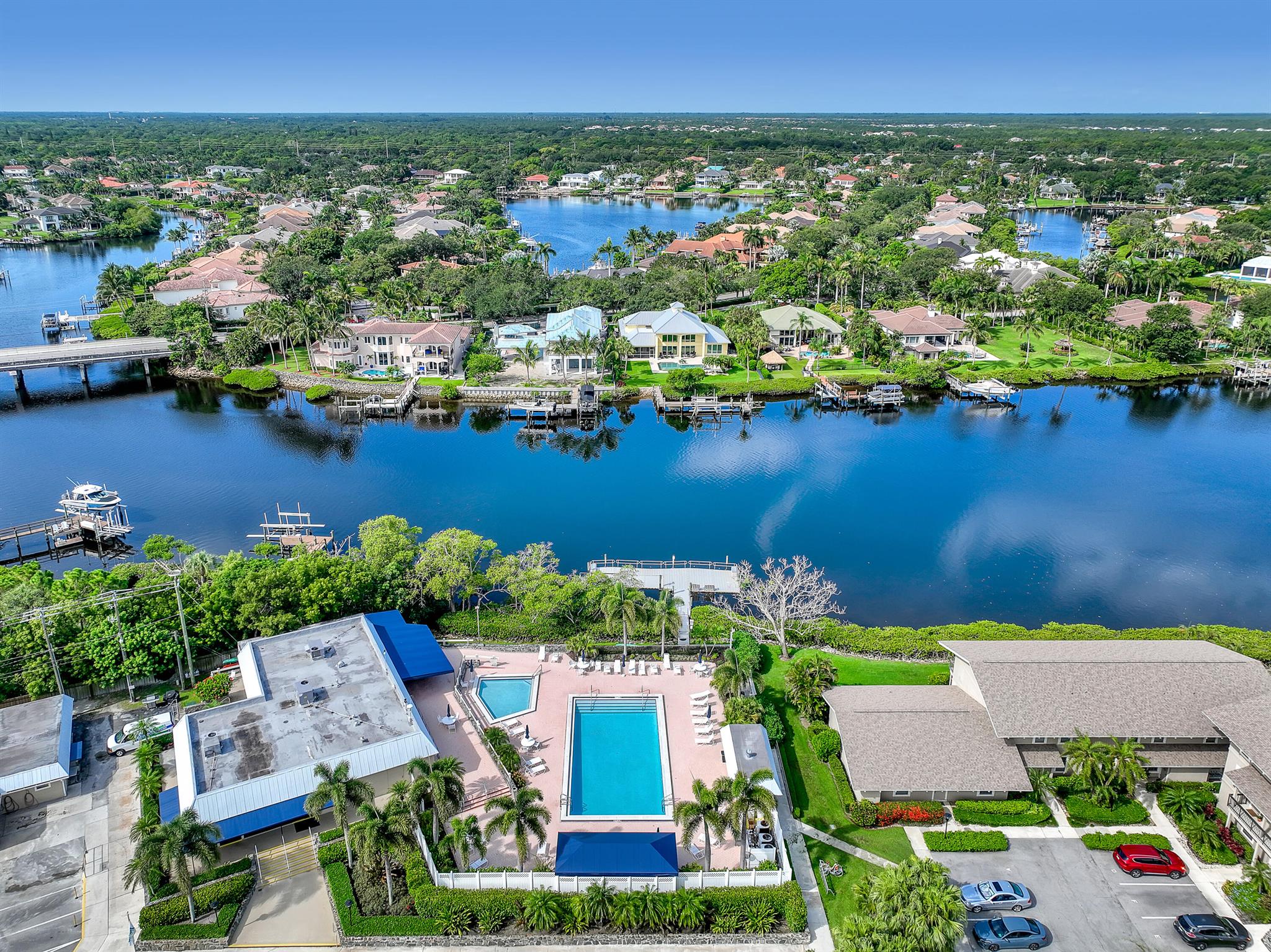 18390 SE Wood Hvn Ln #E Jupiter, FL 33469