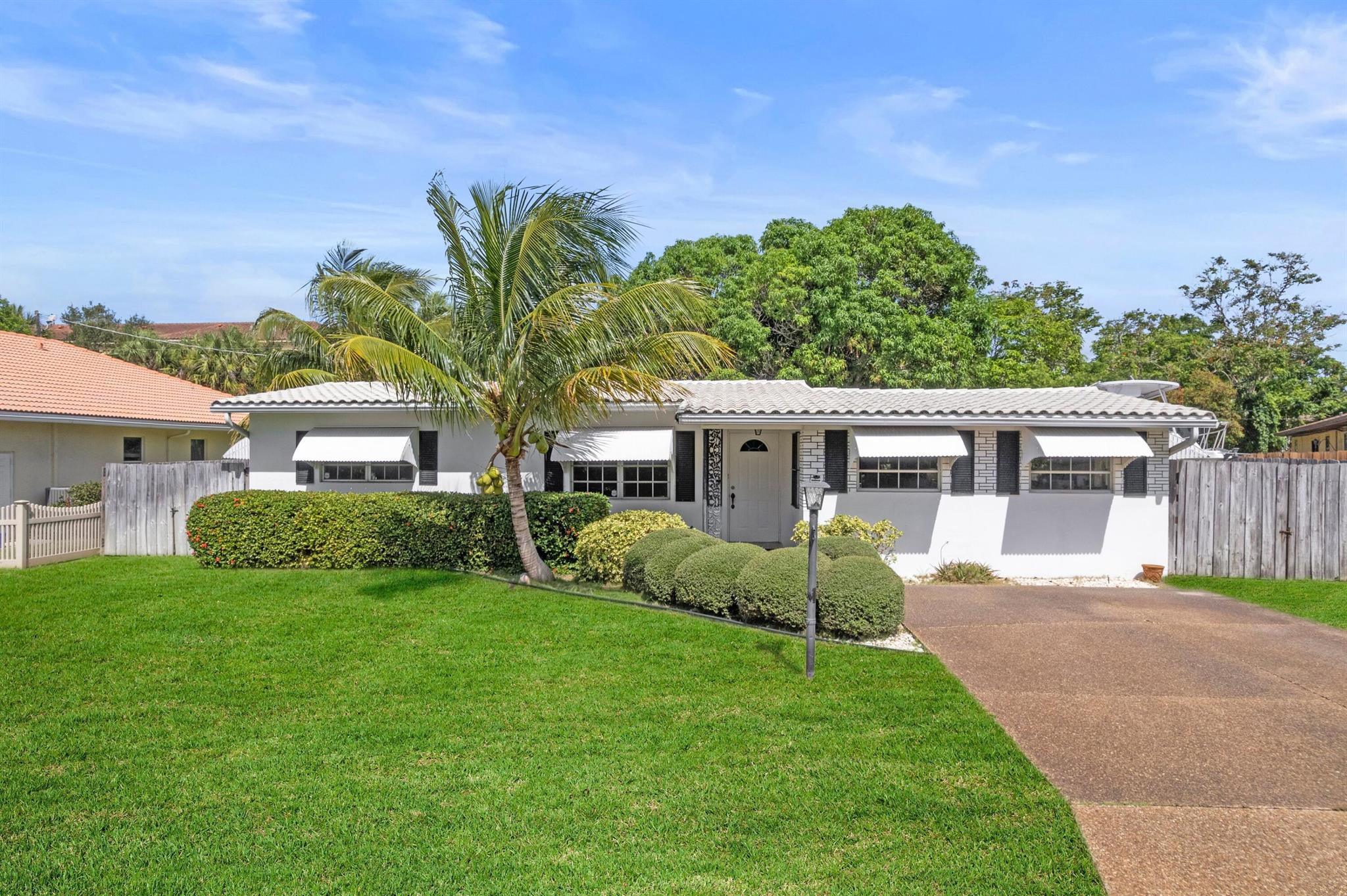 2175 NW 3rd Ct