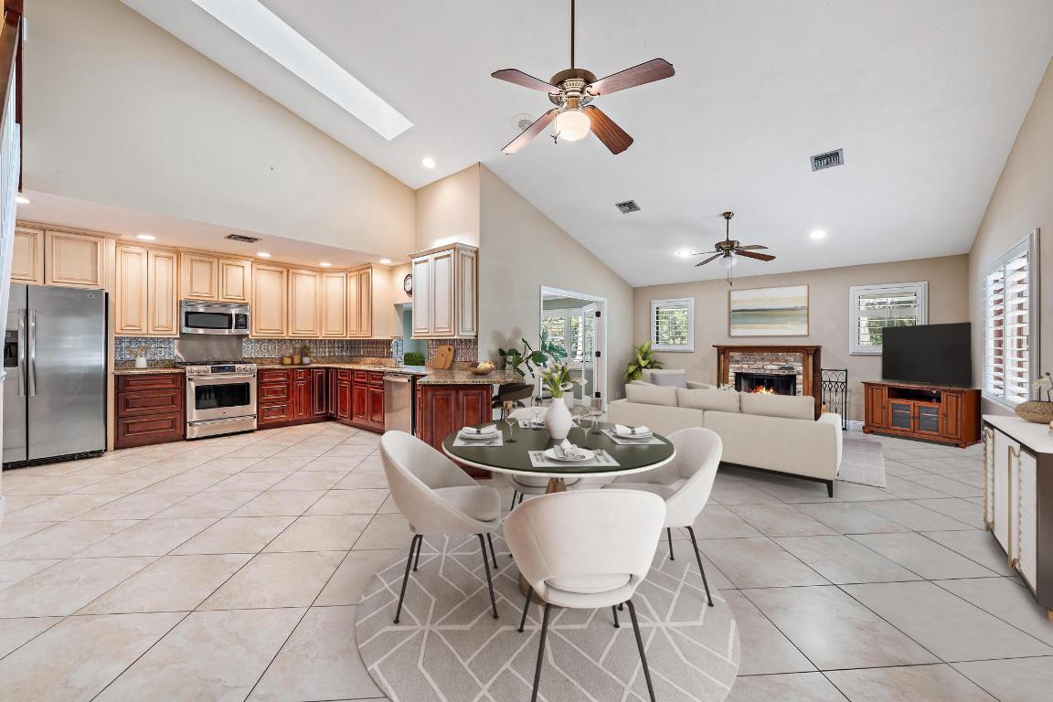 19150 SE Jupiter Rd Jupiter, FL 33458