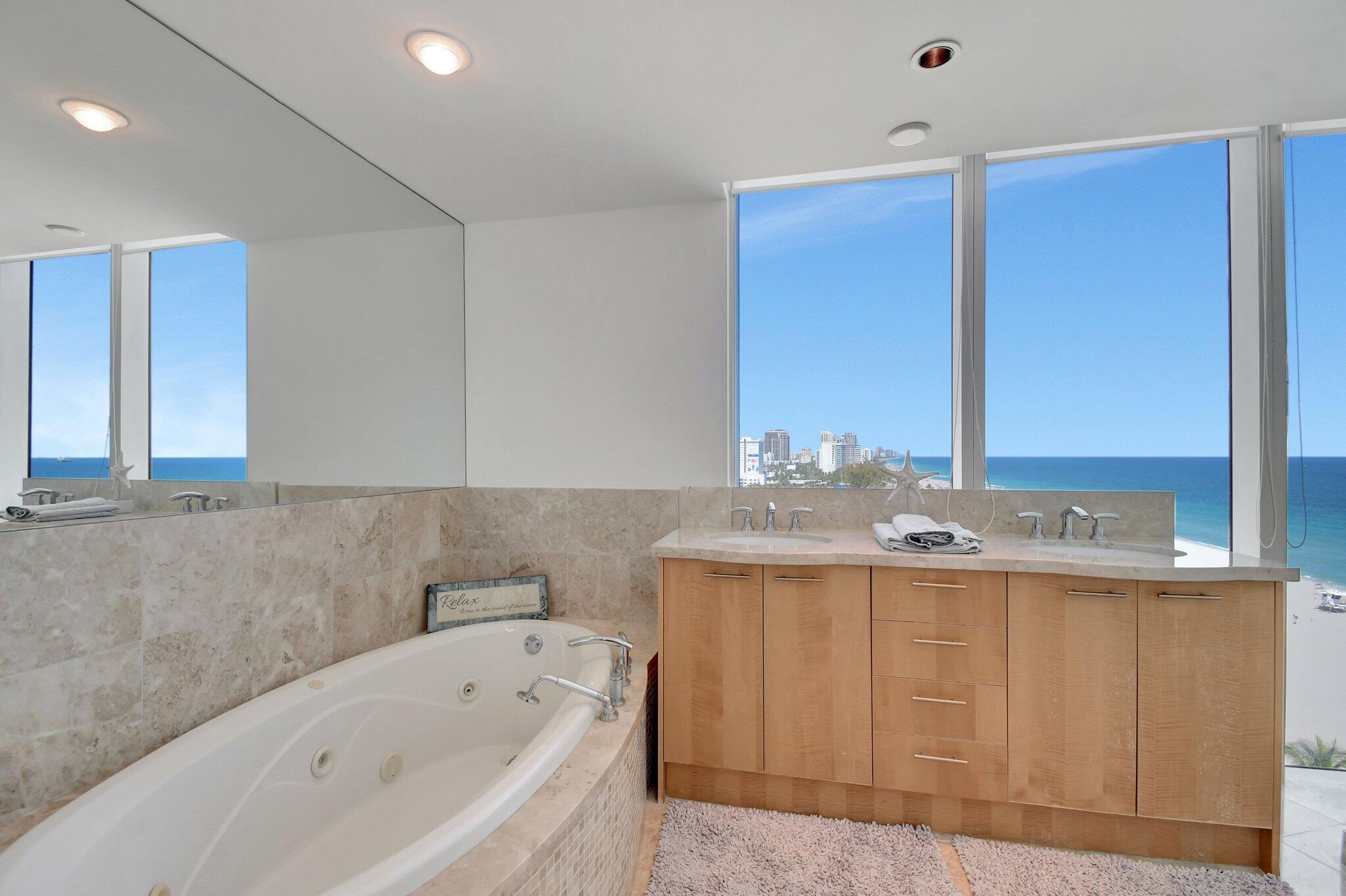 1200 Holiday Dr #1001 Fort Lauderdale, FL 33316