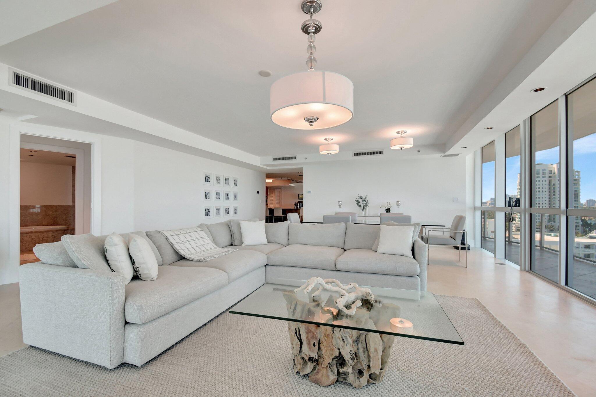 1200 Holiday Dr #1001 Fort Lauderdale, FL 33316