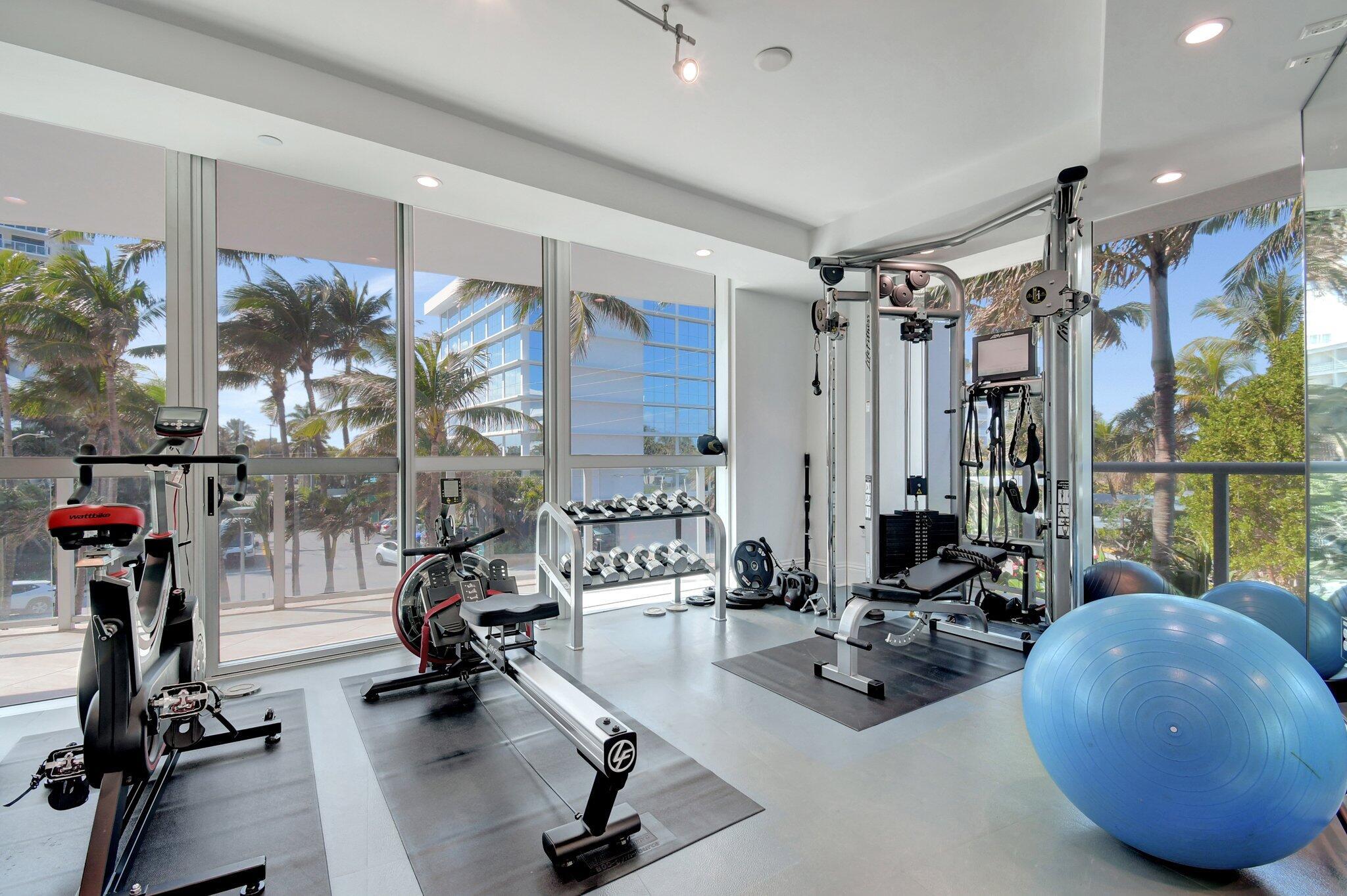 1200 Holiday Dr #1001 Fort Lauderdale, FL 33316