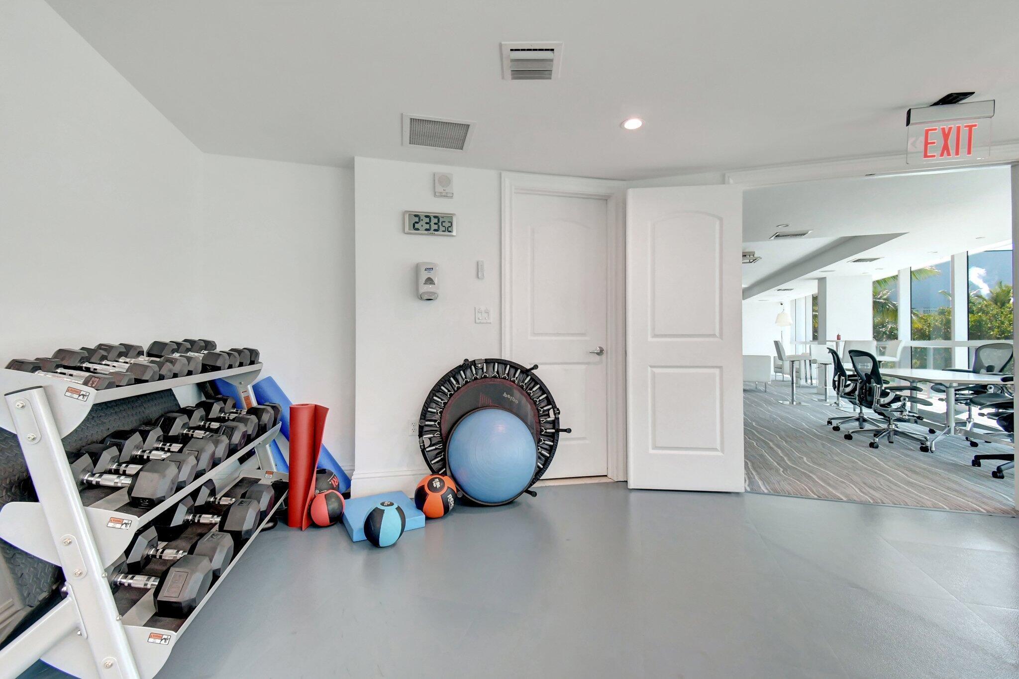 1200 Holiday Dr #1001 Fort Lauderdale, FL 33316