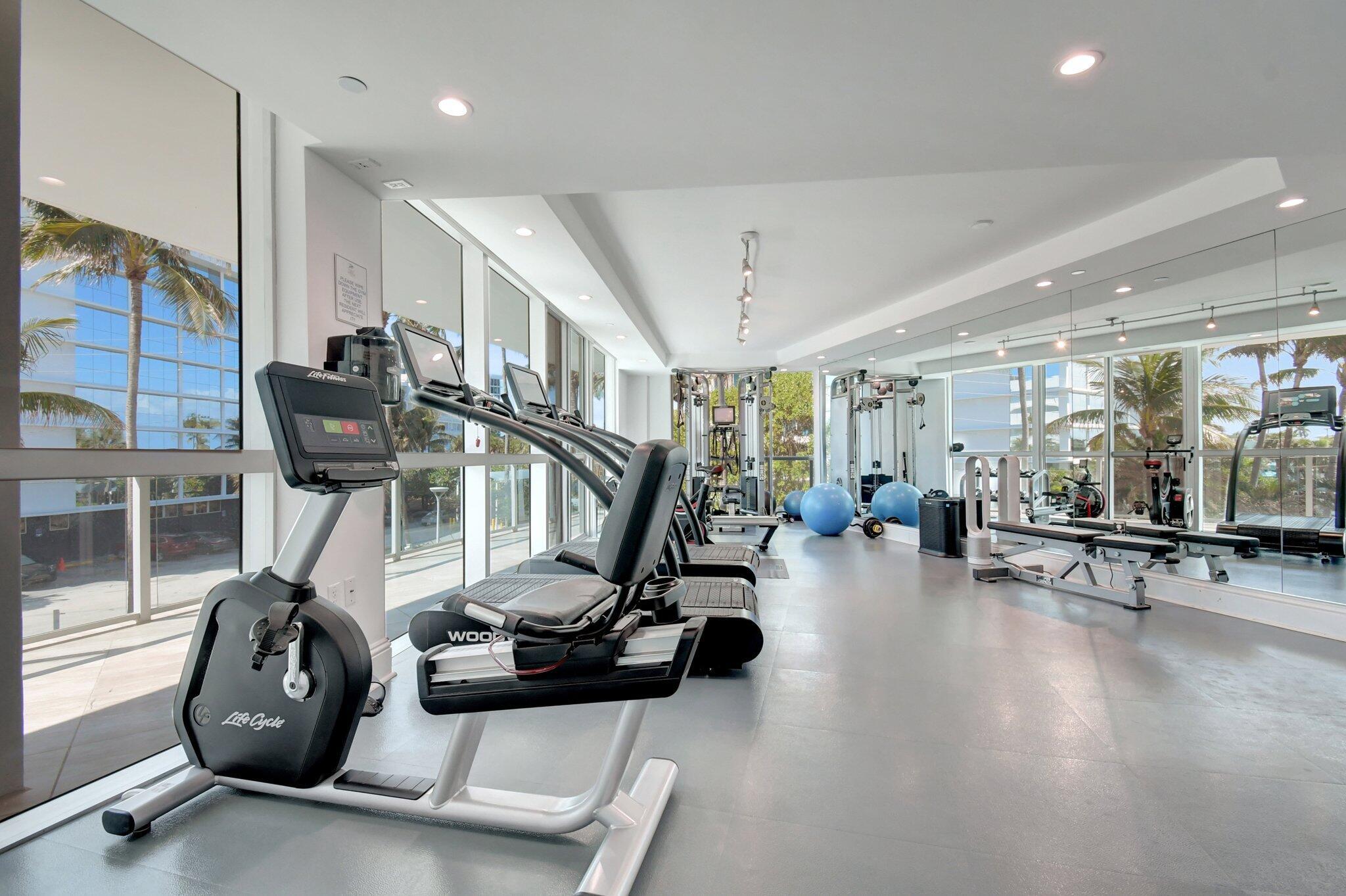 1200 Holiday Dr #1001 Fort Lauderdale, FL 33316