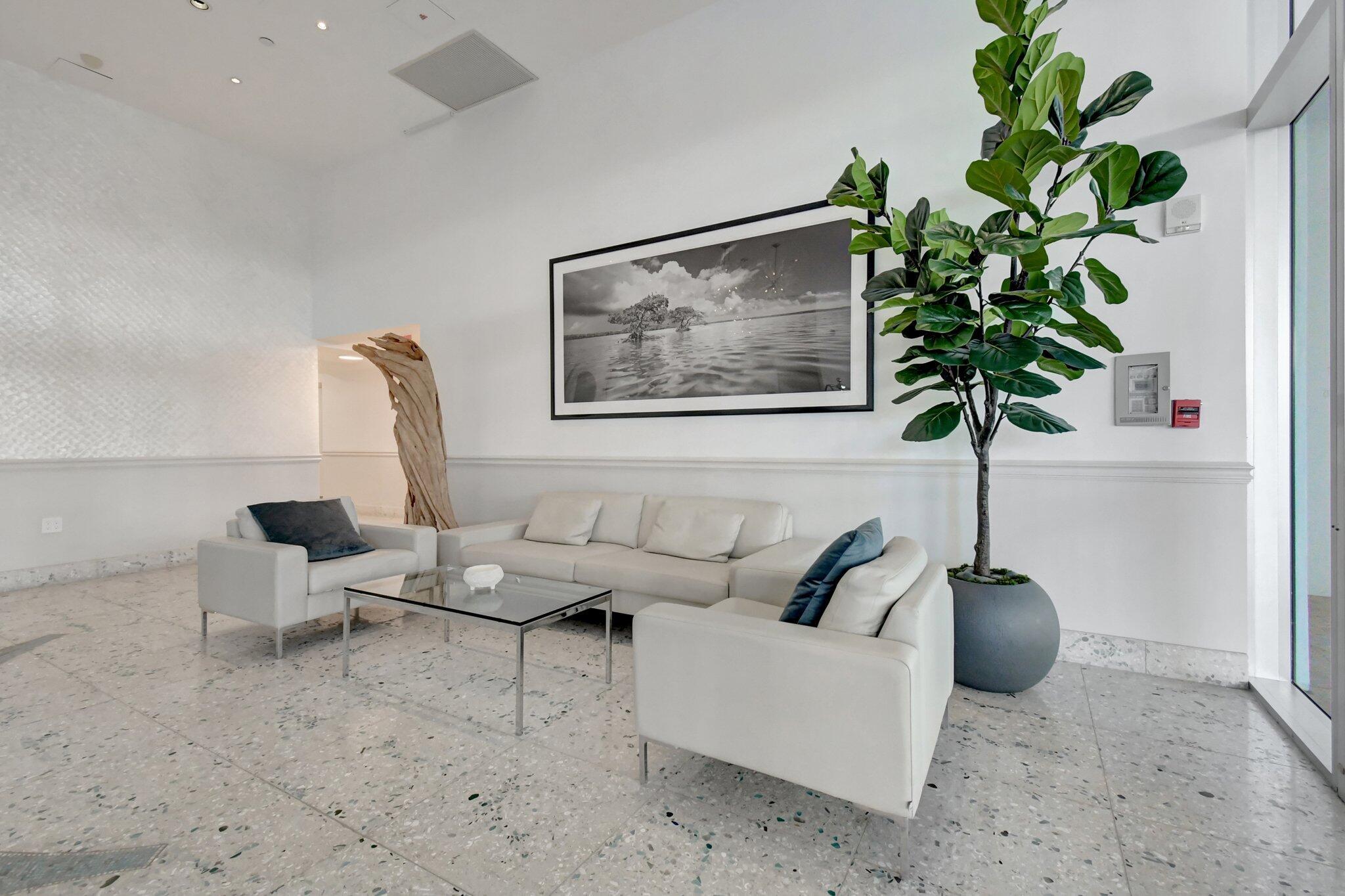 1200 Holiday Dr #1001 Fort Lauderdale, FL 33316