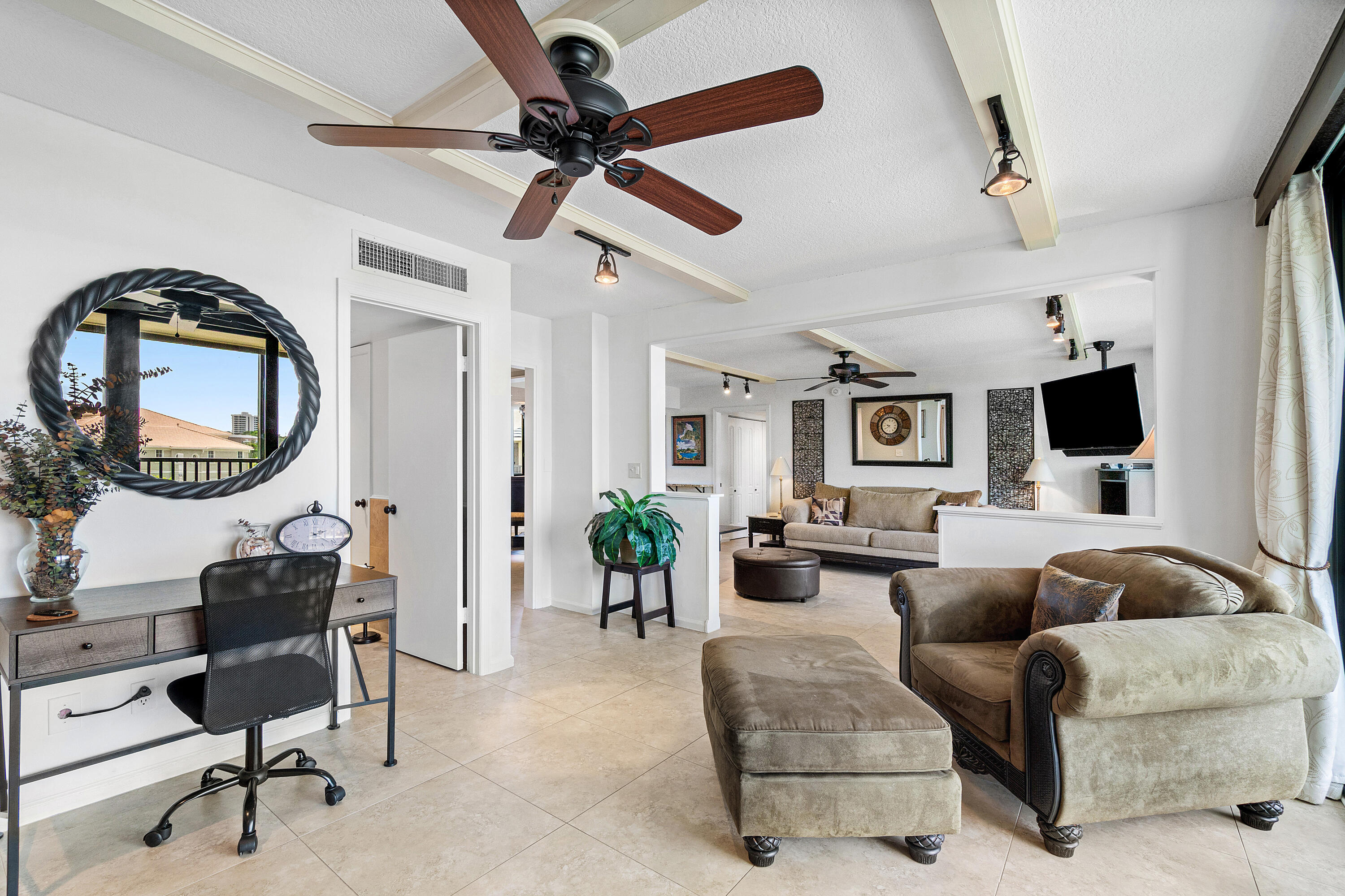 1605 S Us Hwy 1 #501-M1 Jupiter, FL 33477