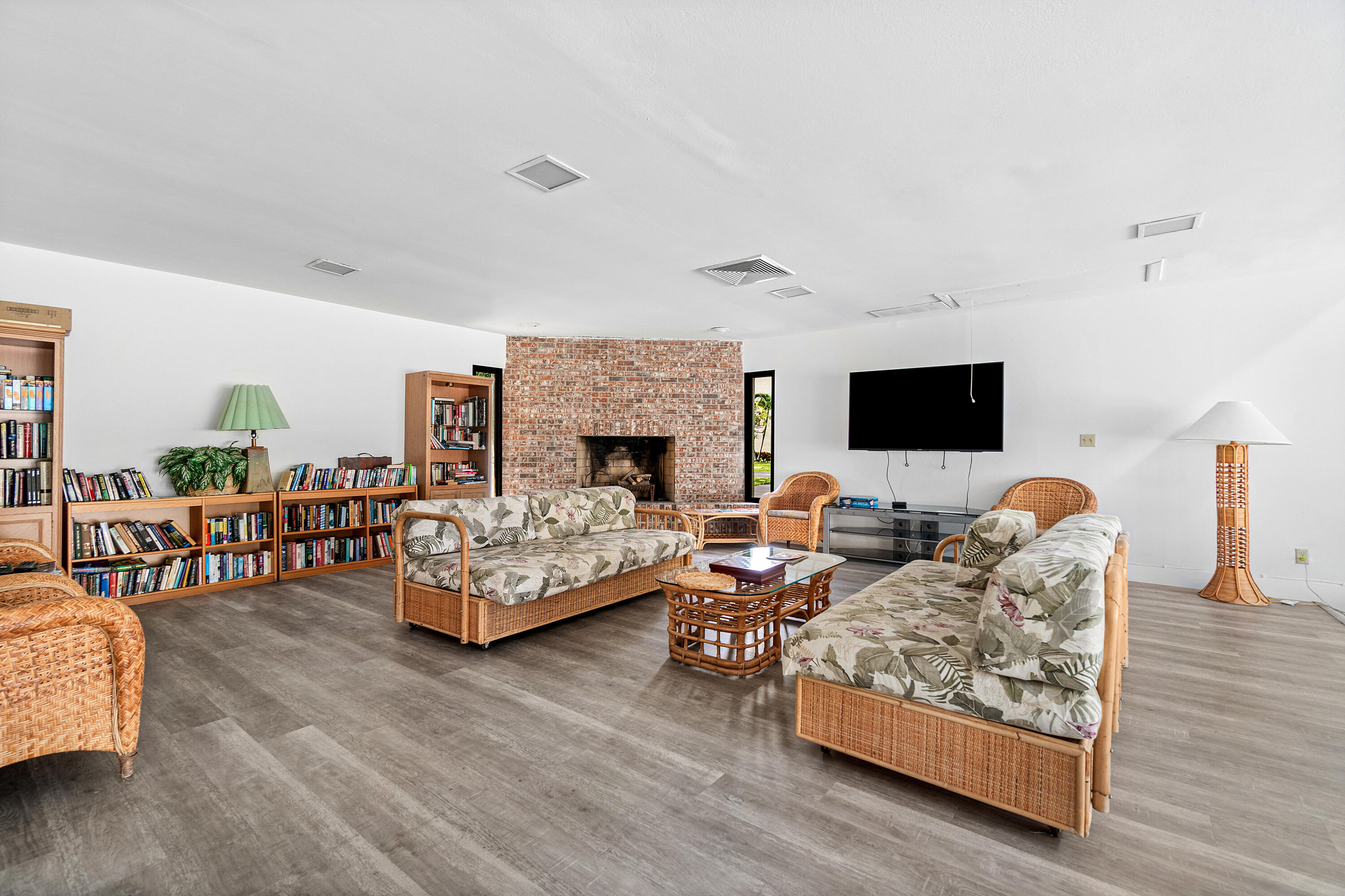 1605 S Us Hwy 1 #501-M1 Jupiter, FL 33477