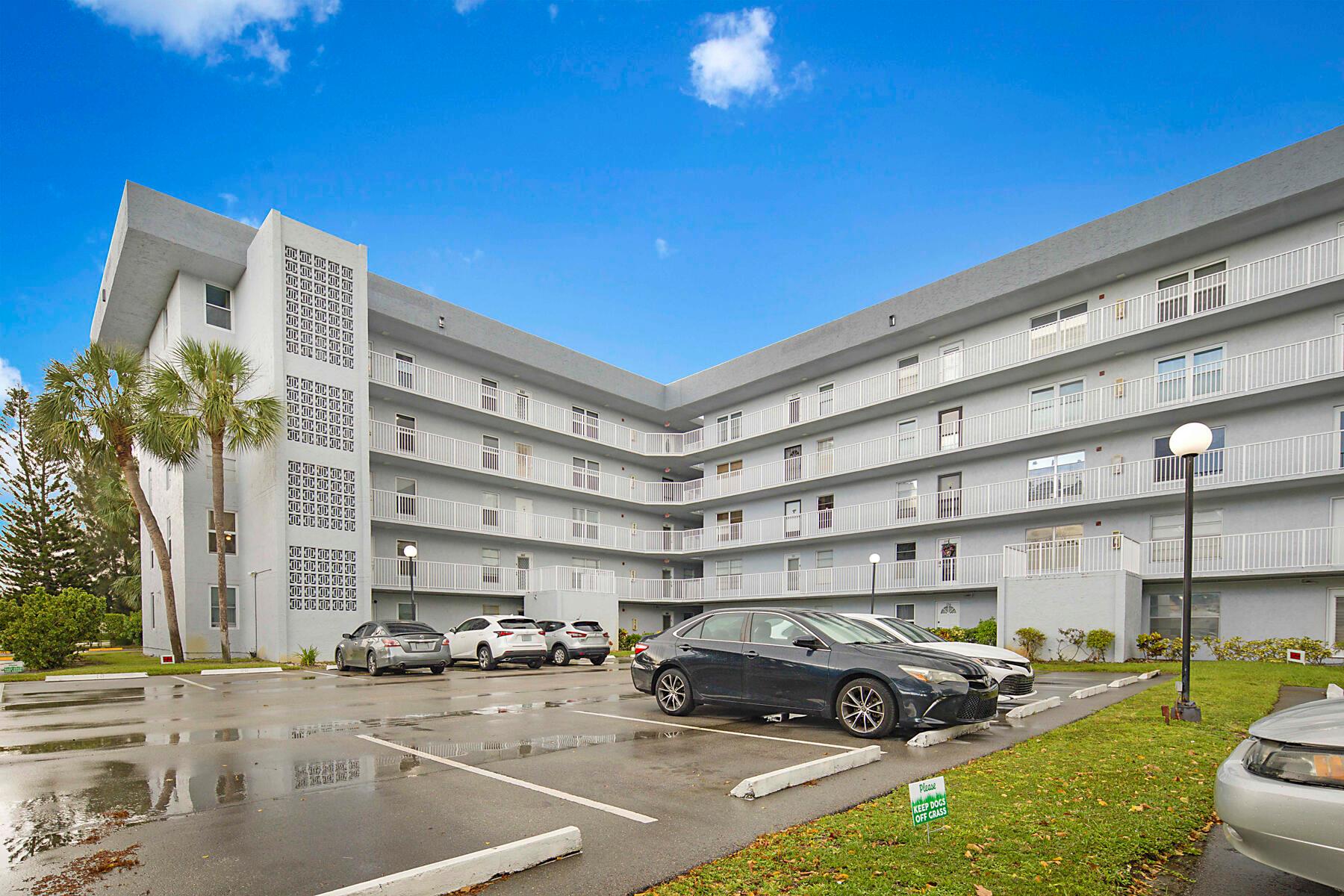 1402 NW 80th Ave #203