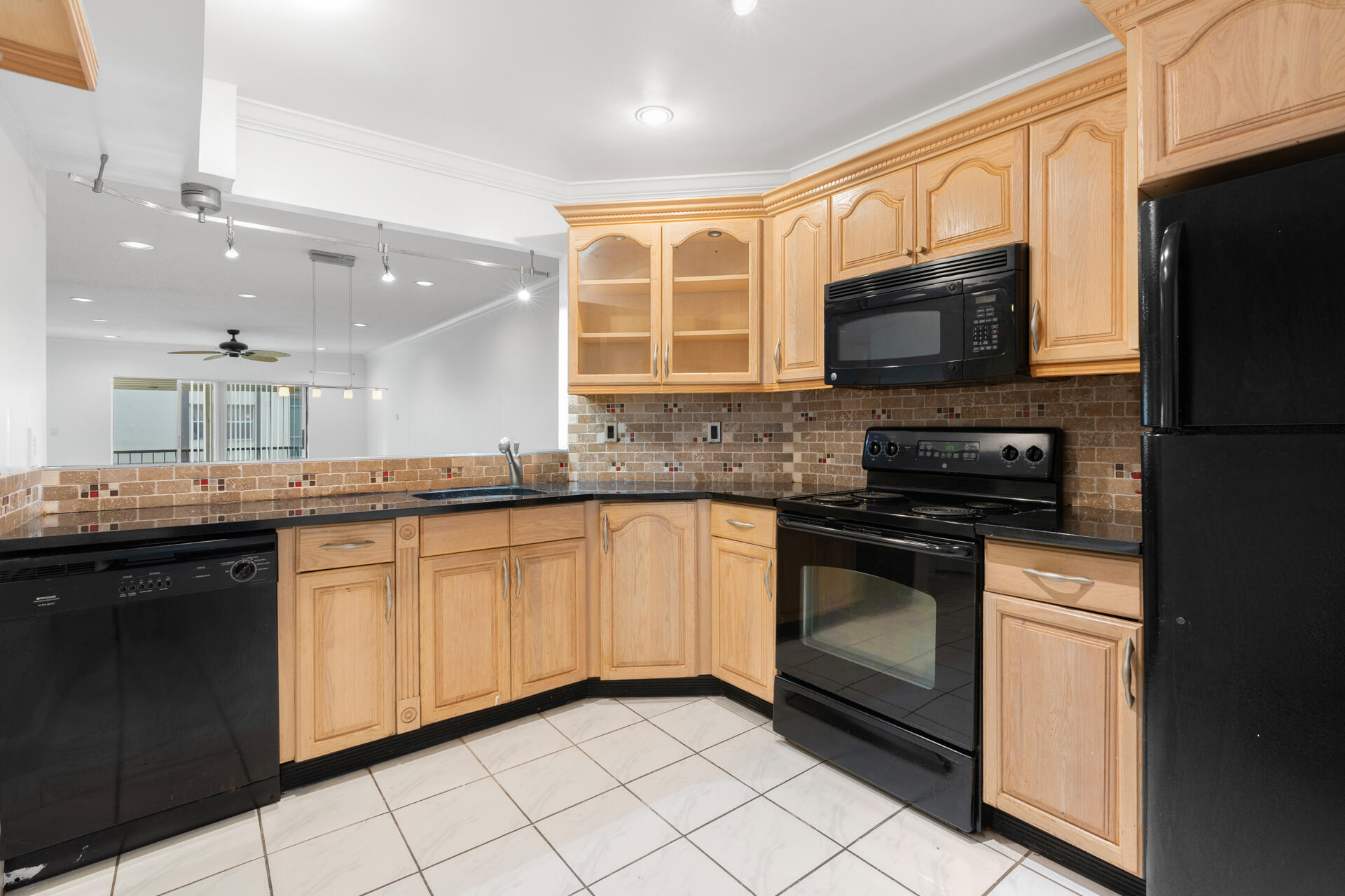 6300 S Falls Cir Dr #213