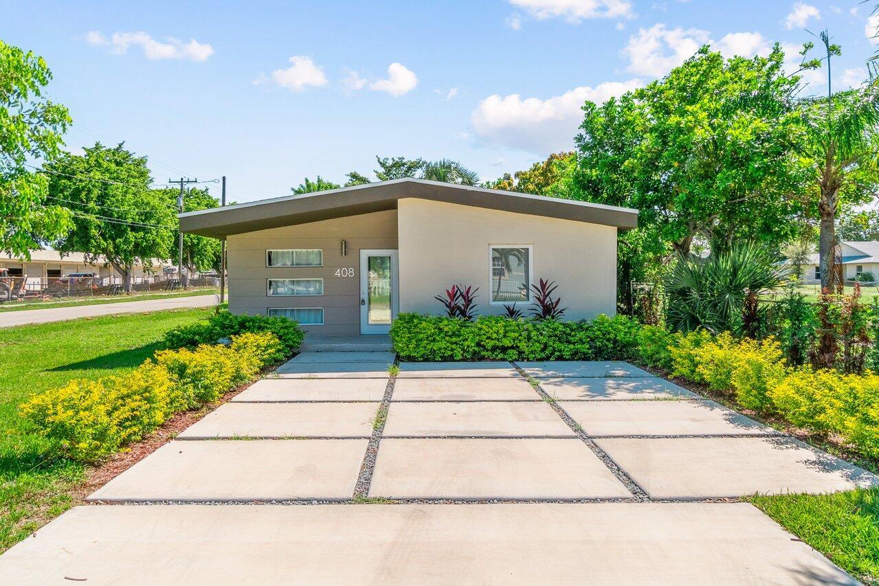 408 SW 4th St