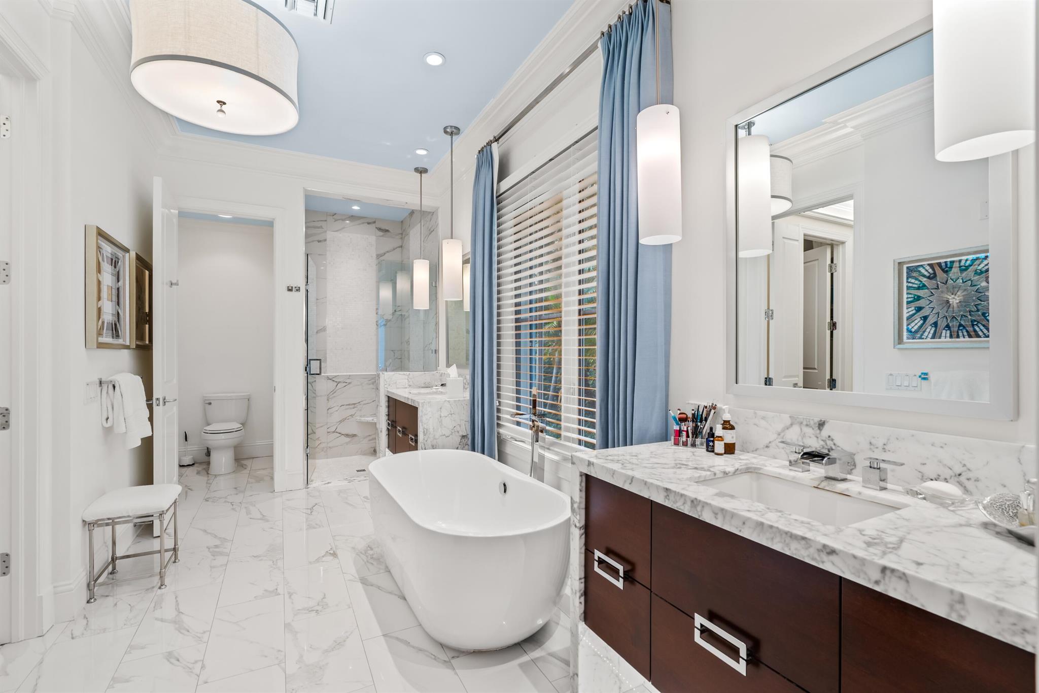 566 Palm Way Gulfstream, FL 33483