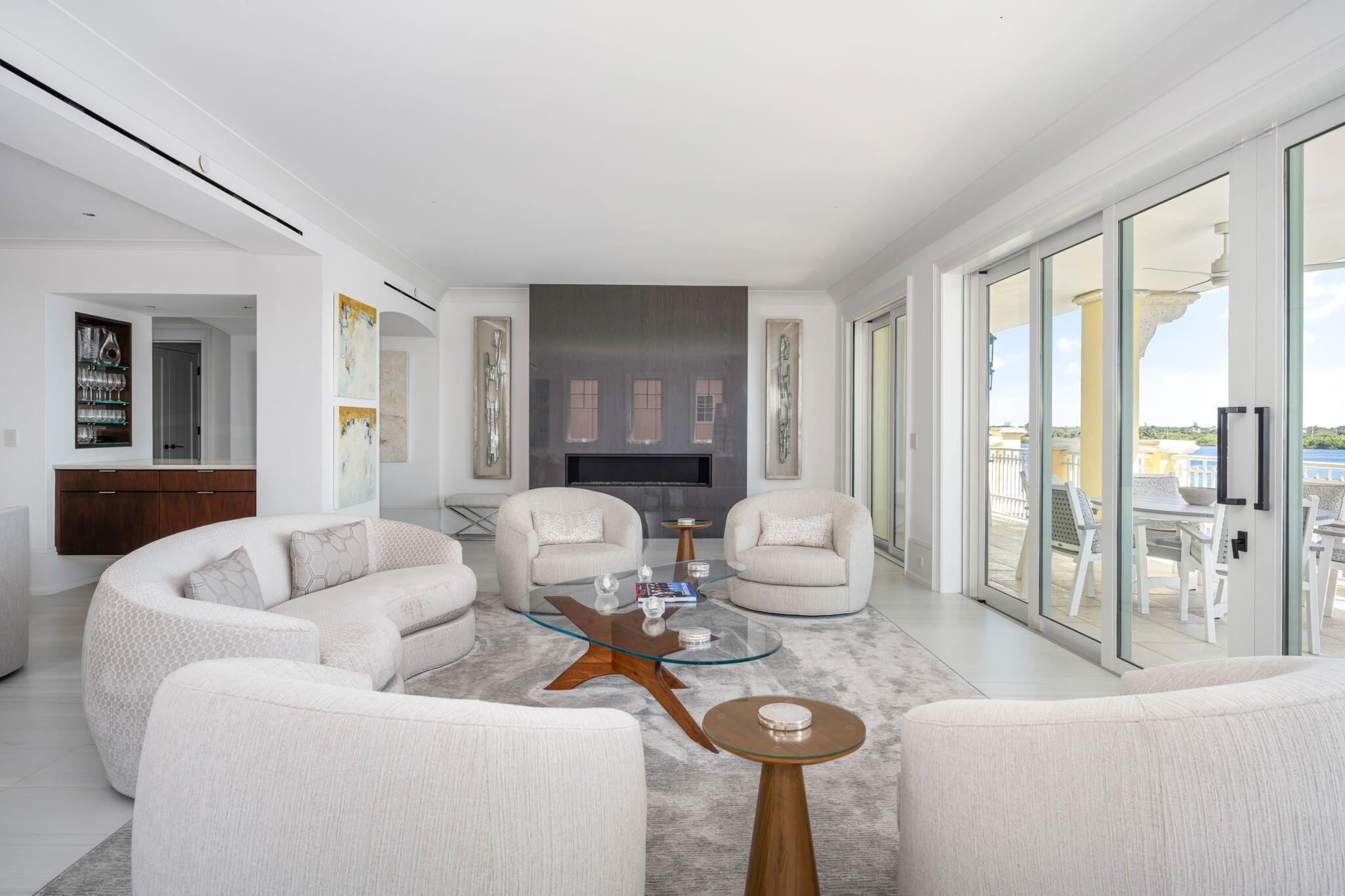 7 Royal Palm Pointe #Ph-W Vero Beach, FL 32960