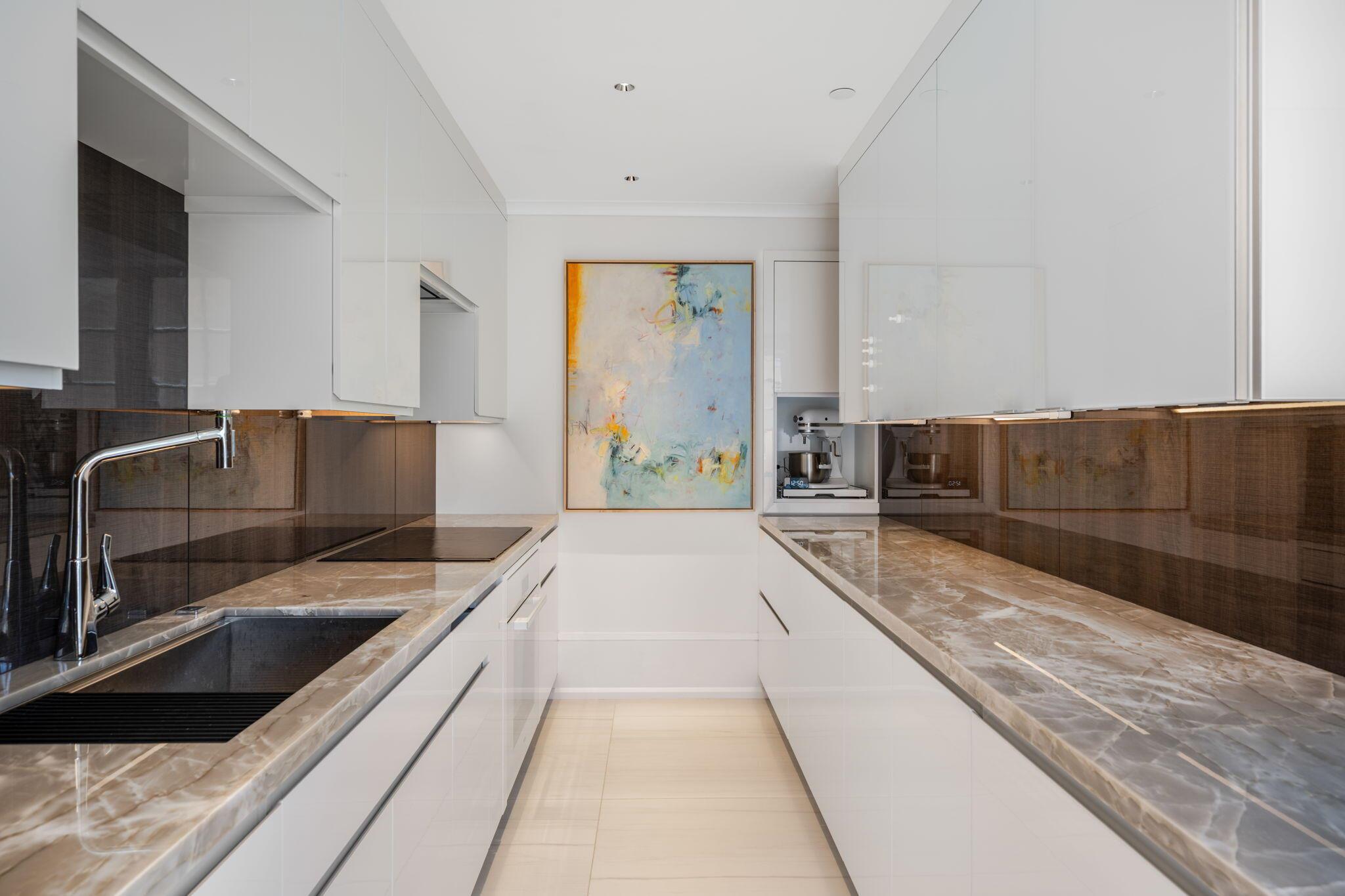 7 Royal Palm Pointe #Ph-W Vero Beach, FL 32960