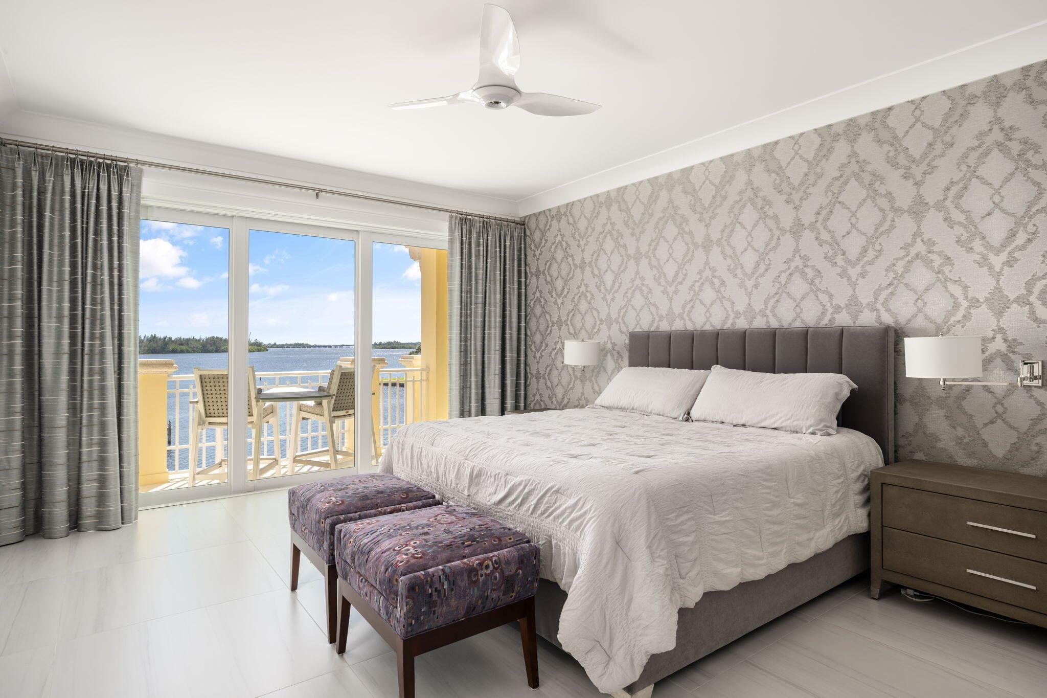 7 Royal Palm Pointe #Ph-W Vero Beach, FL 32960