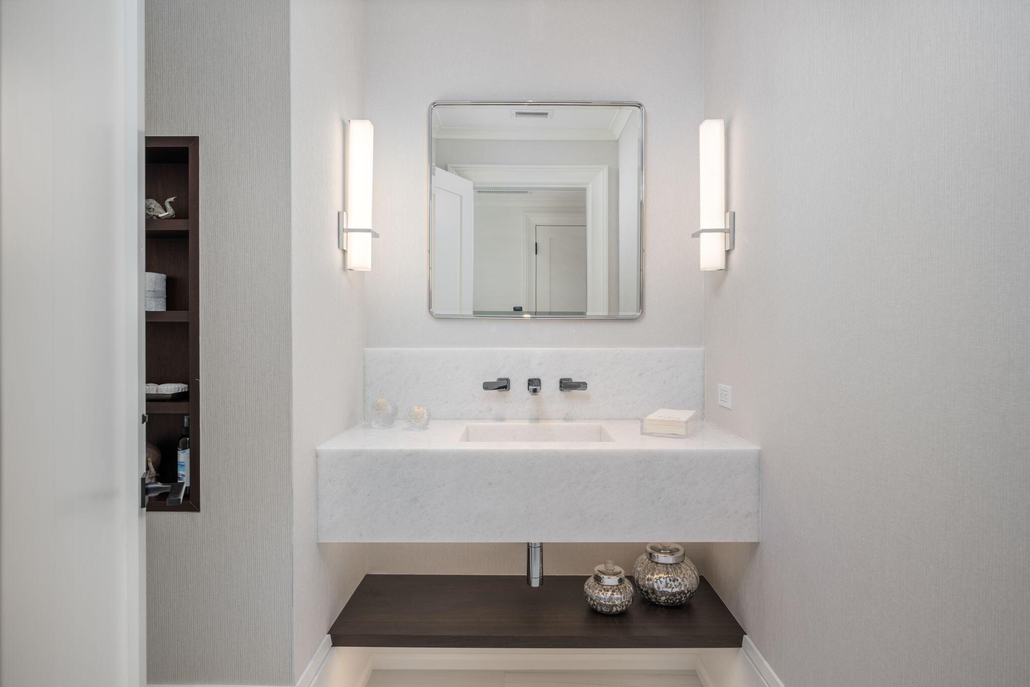 7 Royal Palm Pointe #Ph-W Vero Beach, FL 32960