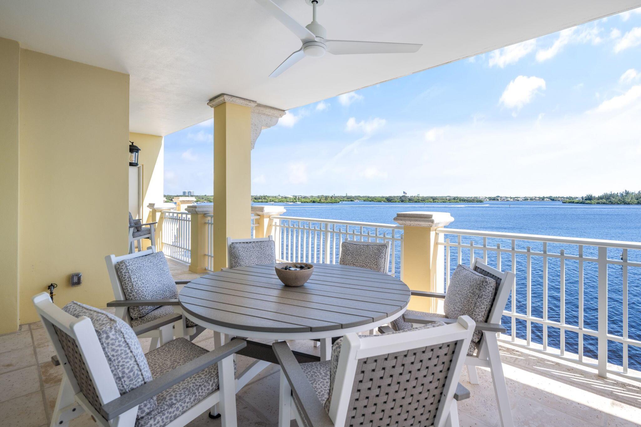 7 Royal Palm Pointe #Ph-W Vero Beach, FL 32960