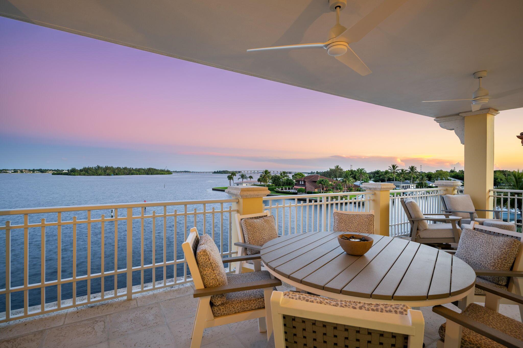 7 Royal Palm Pointe #Ph-W Vero Beach, FL 32960