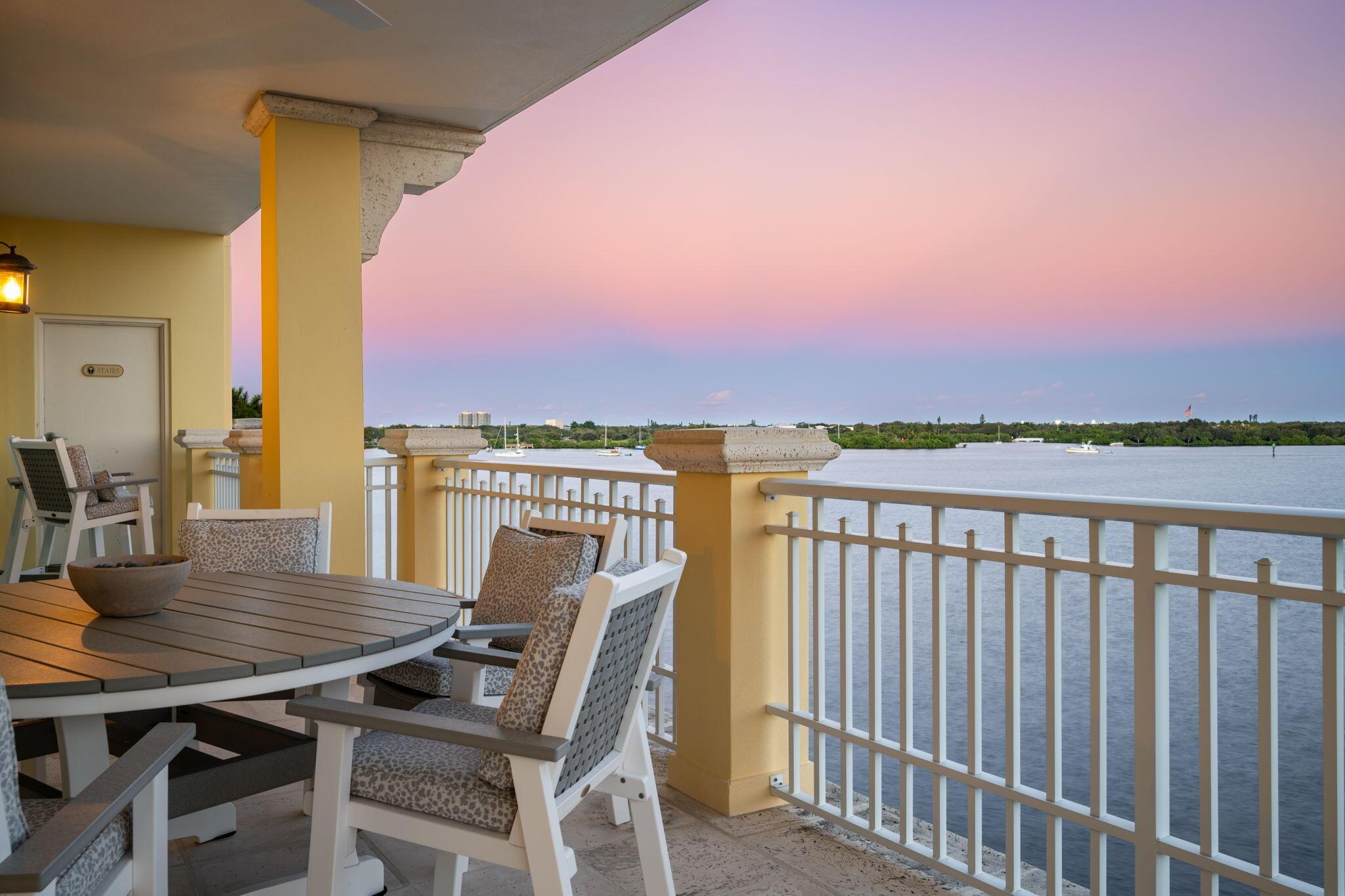 7 Royal Palm Pointe #Ph-W Vero Beach, FL 32960