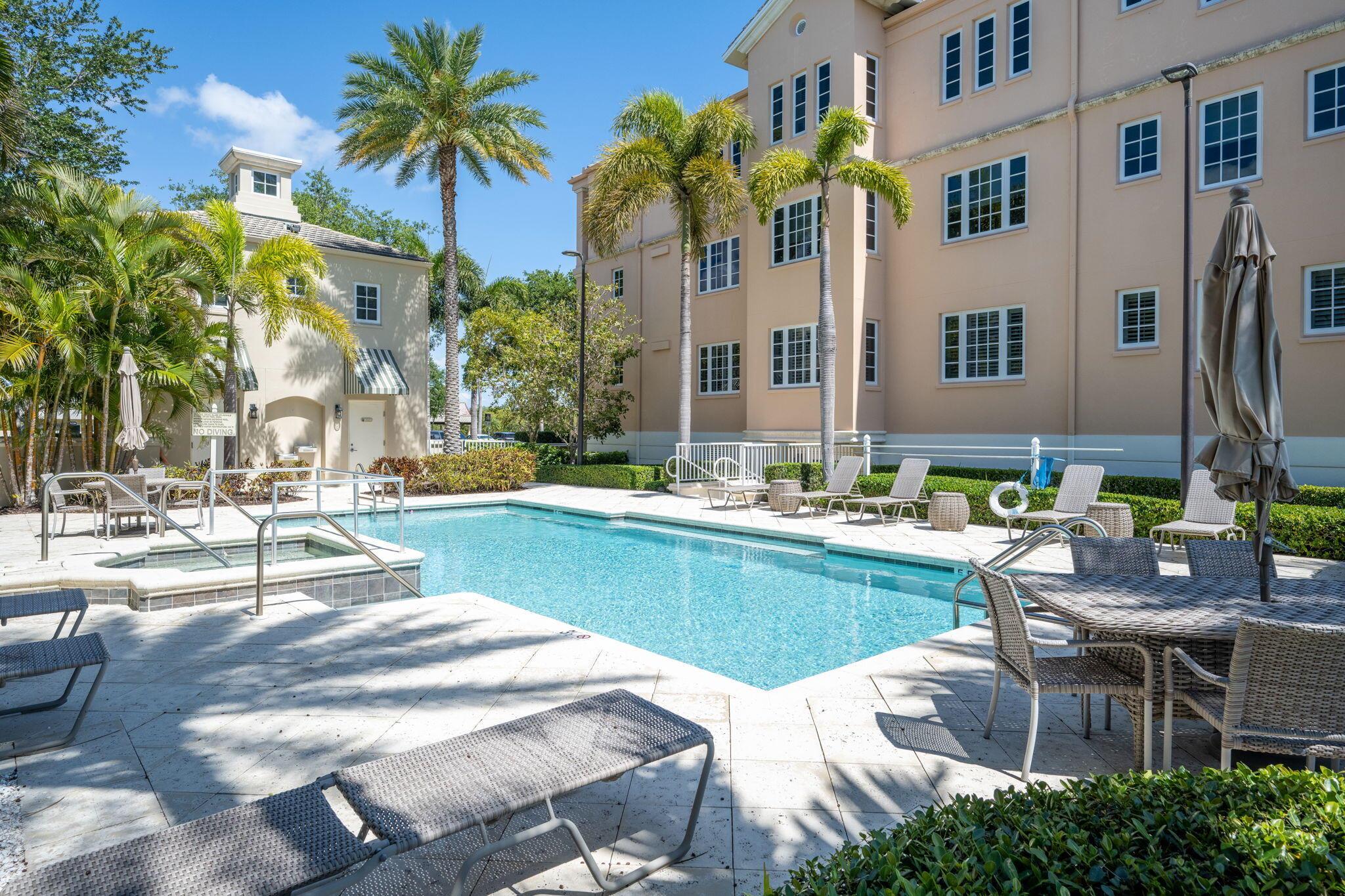 7 Royal Palm Pointe #Ph-W Vero Beach, FL 32960