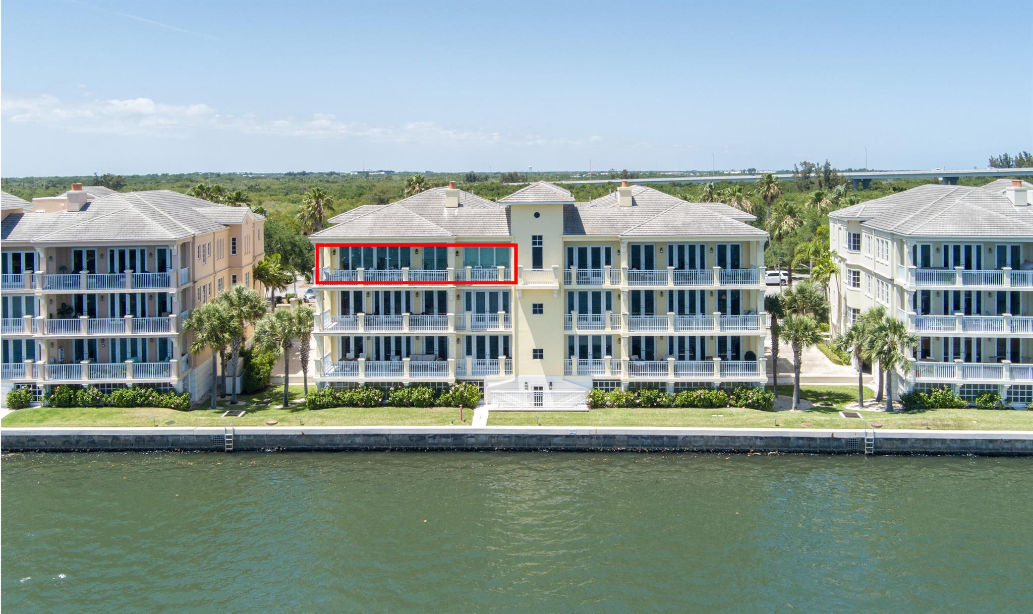 7 Royal Palm Pointe #Ph-W Vero Beach, FL 32960