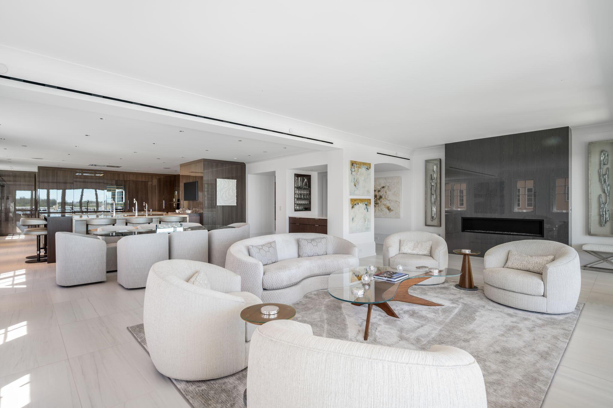 7 Royal Palm Pointe #Ph-W Vero Beach, FL 32960