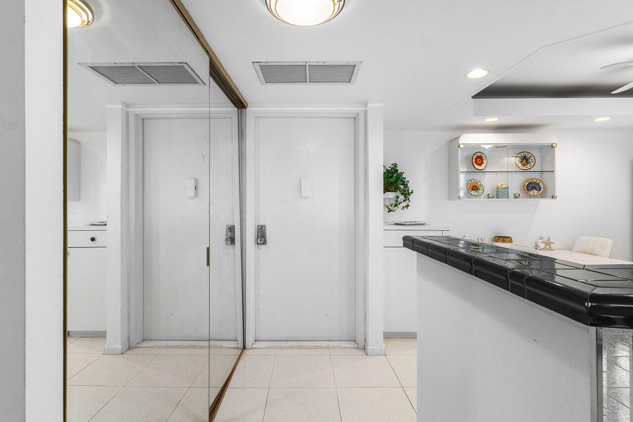 1147 Hillsboro Mile #701 Hillsboro Beach, FL 33062