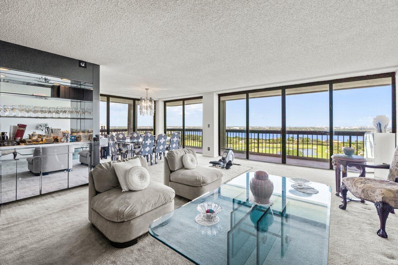 1900 Consulate Pl #2001