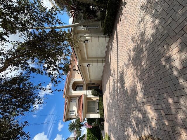 6133 SW Bald Eagle Dr