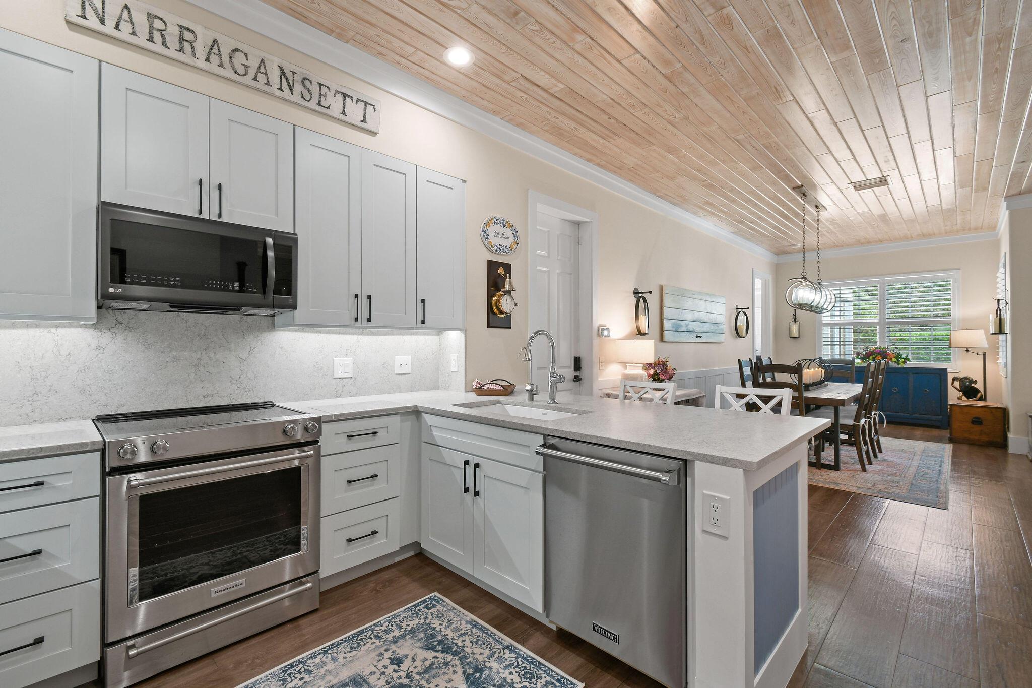 4015 Community Dr Jupiter, FL 33458