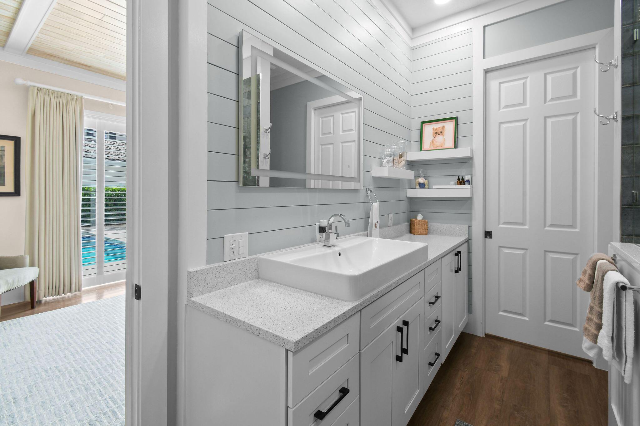 4015 Community Dr Jupiter, FL 33458